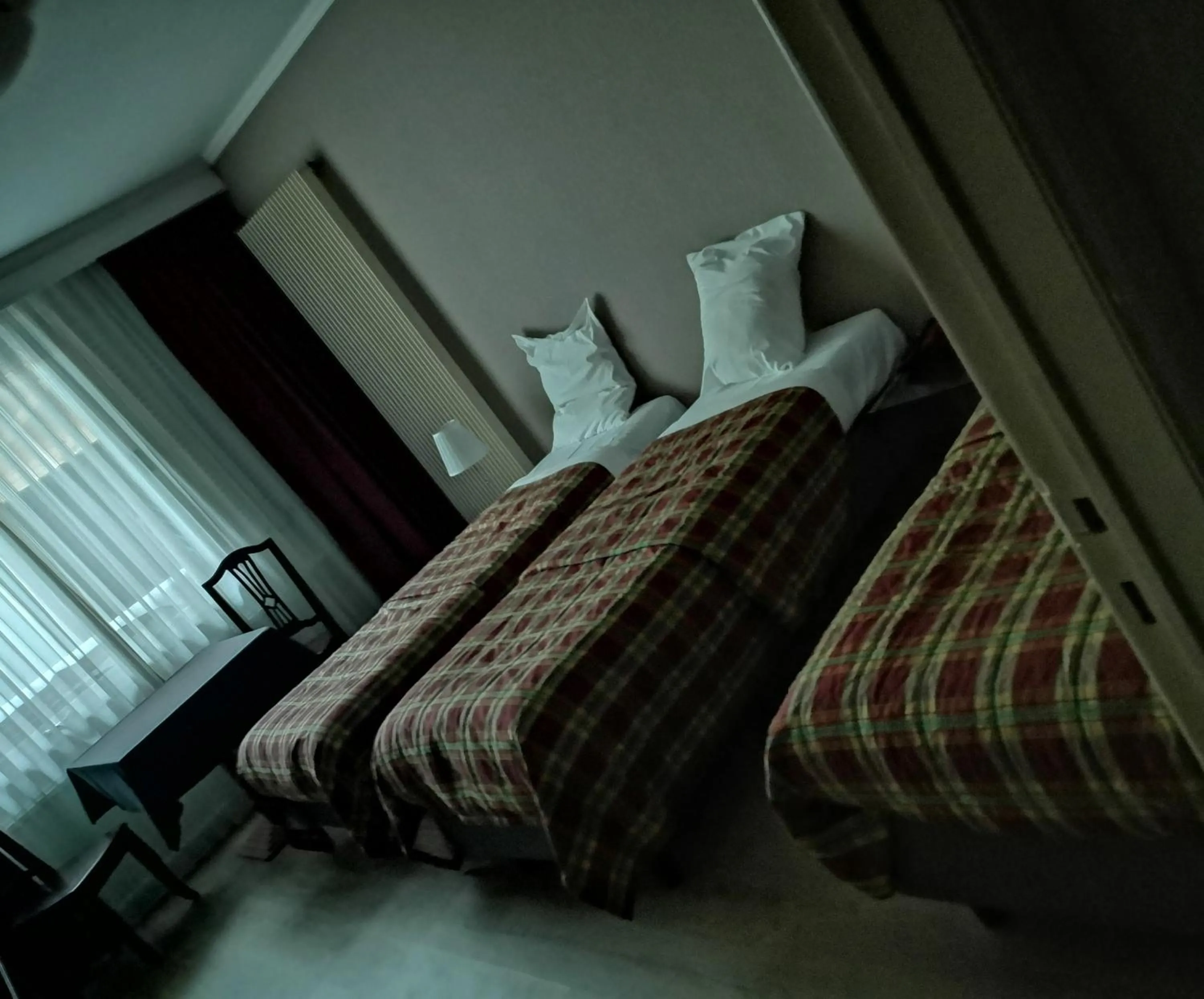 Bedroom, Bed in Hôtel La Côte d'Or