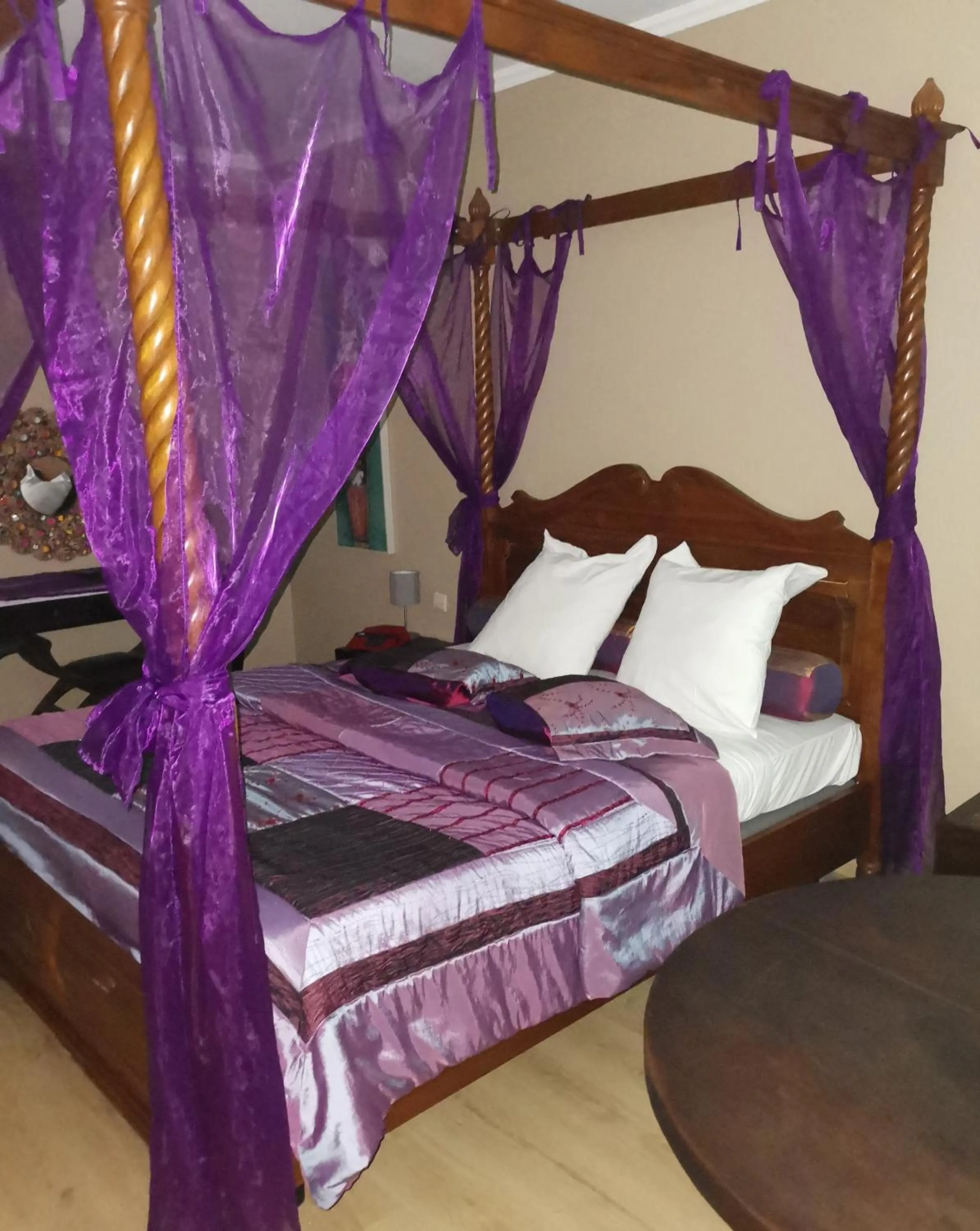 Bedroom, Bed in Hôtel La Côte d'Or