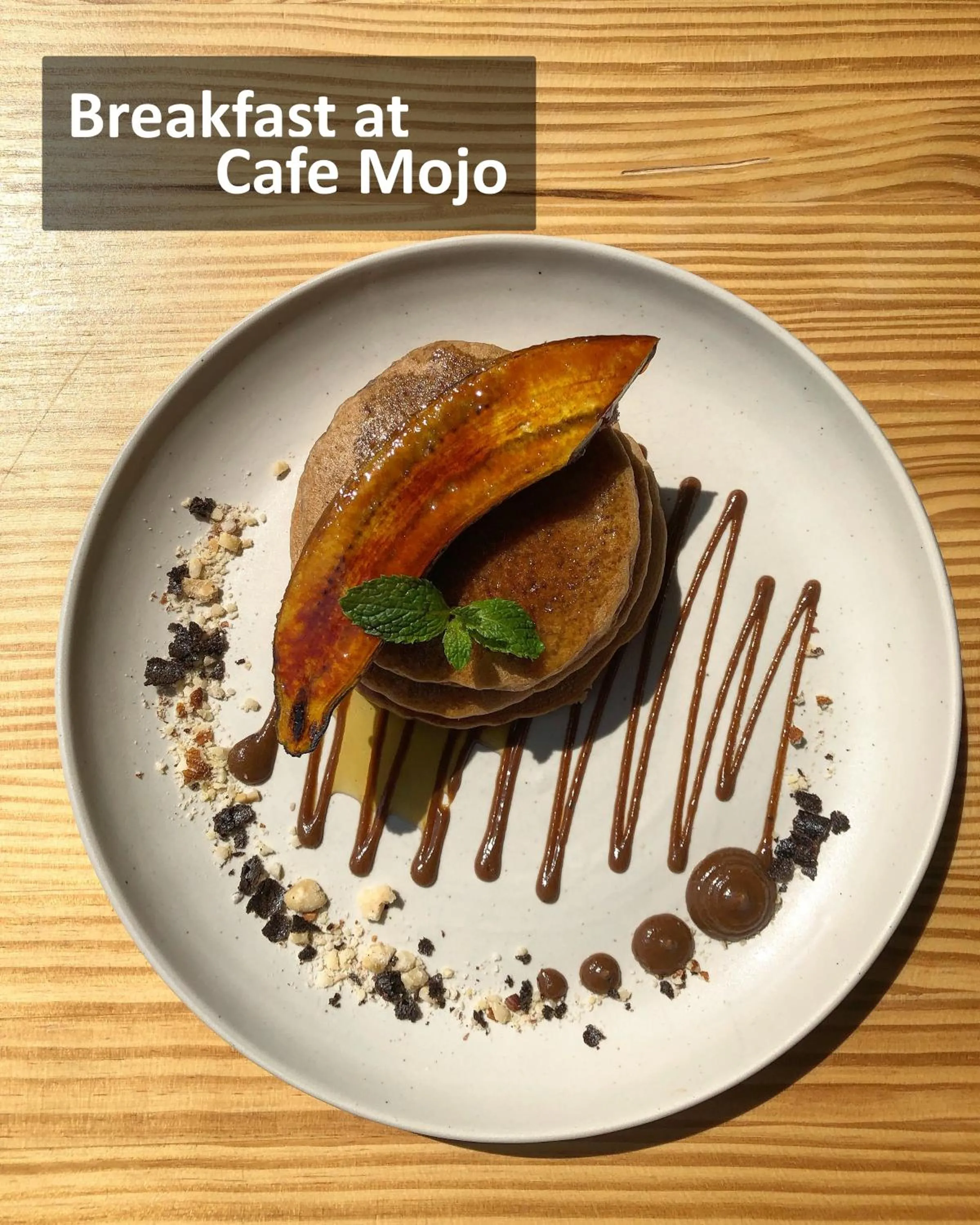 Restaurant/places to eat in The Reef Hotel & Studios