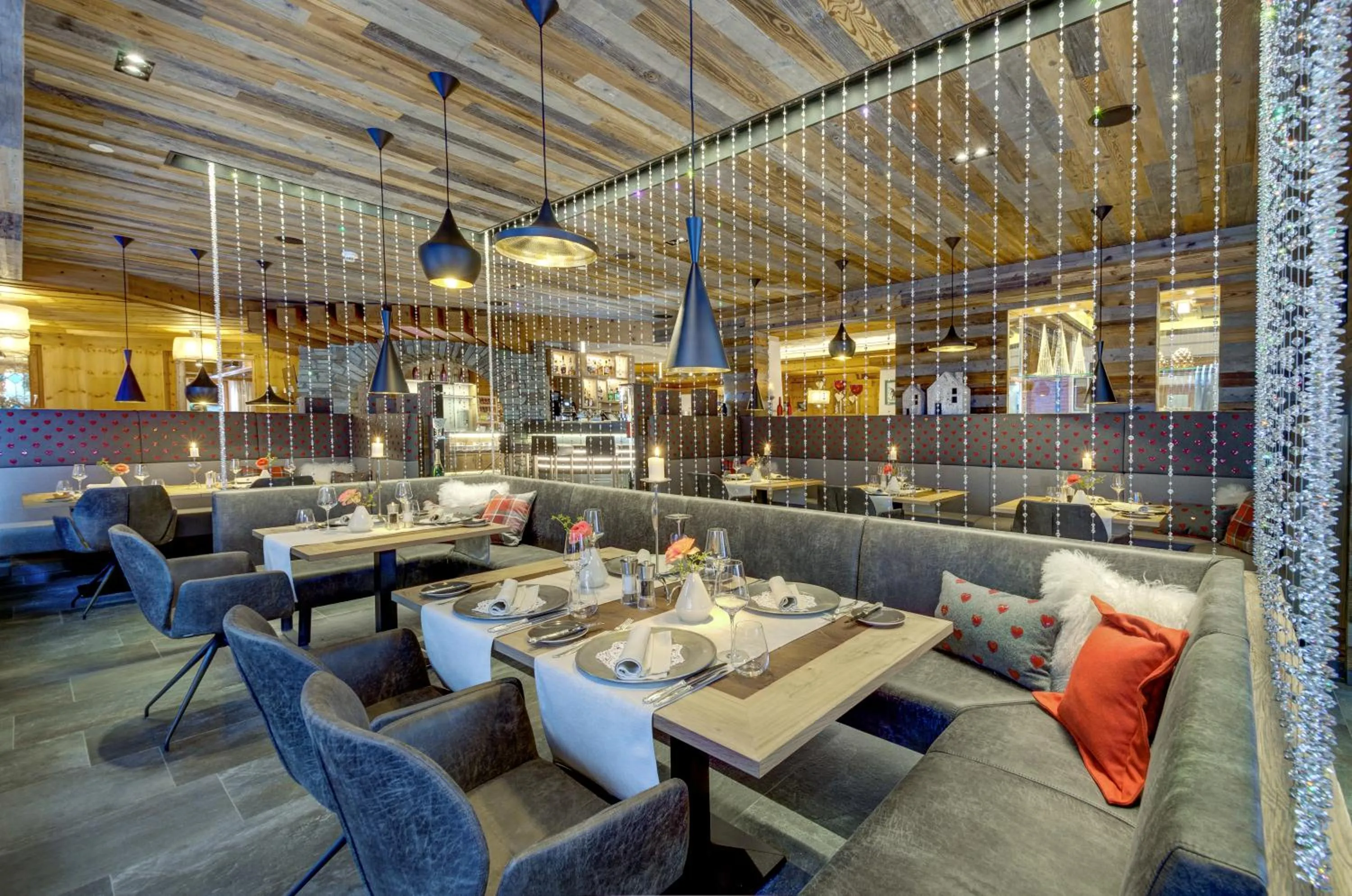 Restaurant/places to eat in Hotel Kendler