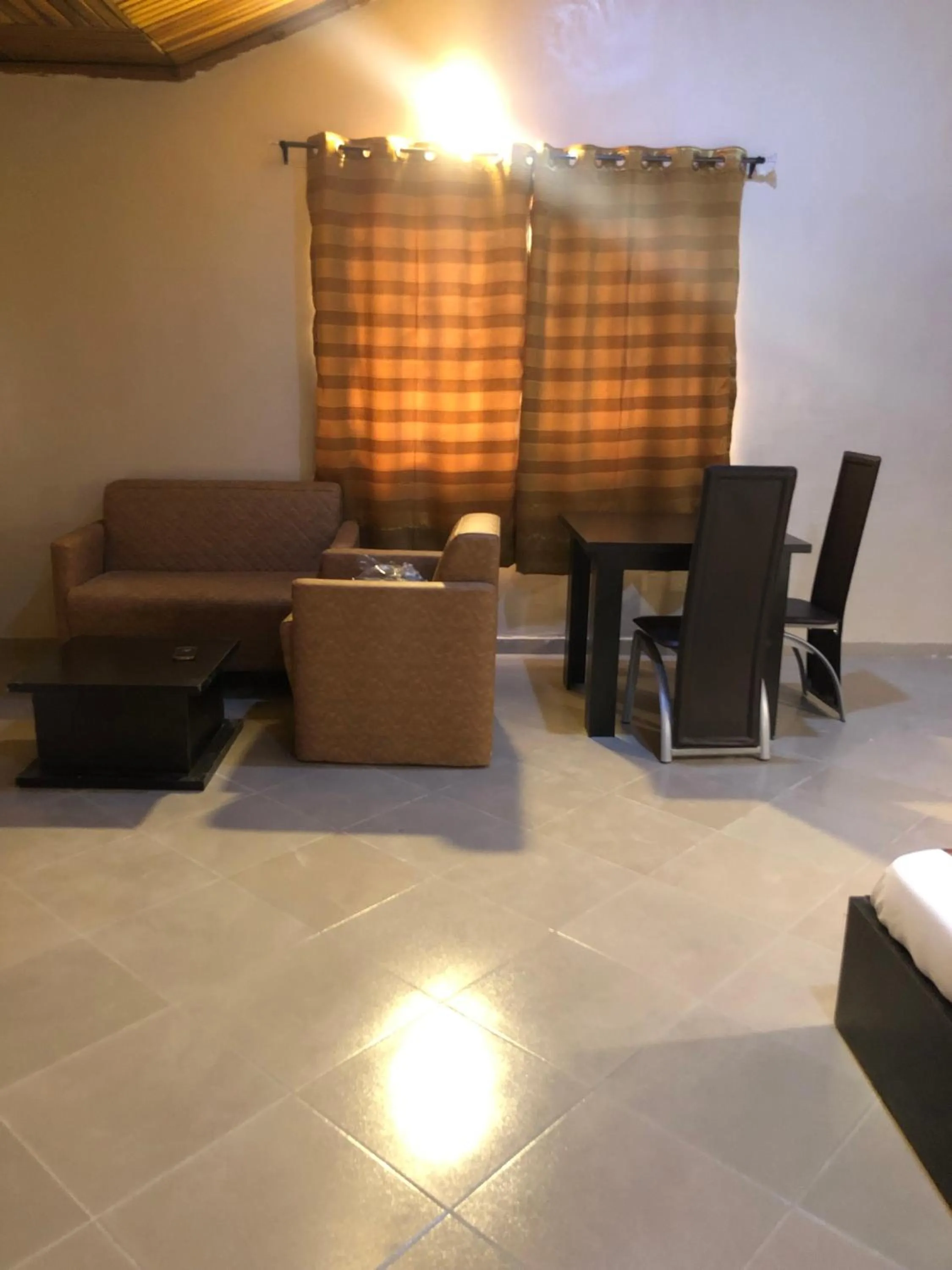 Dining area in Posh Apartments Business Hotel