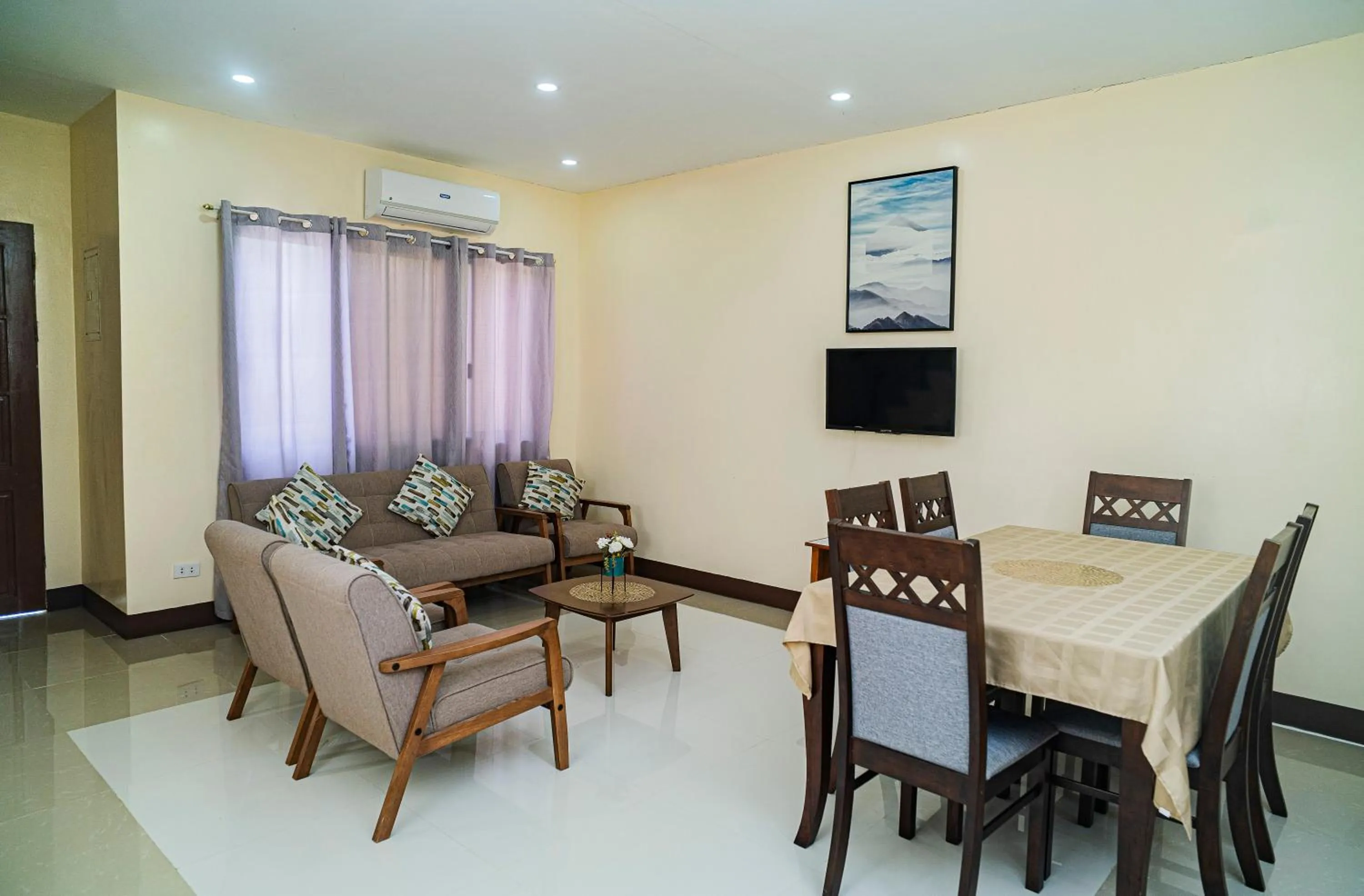 Panglao Village Court Apartment Stay Inn