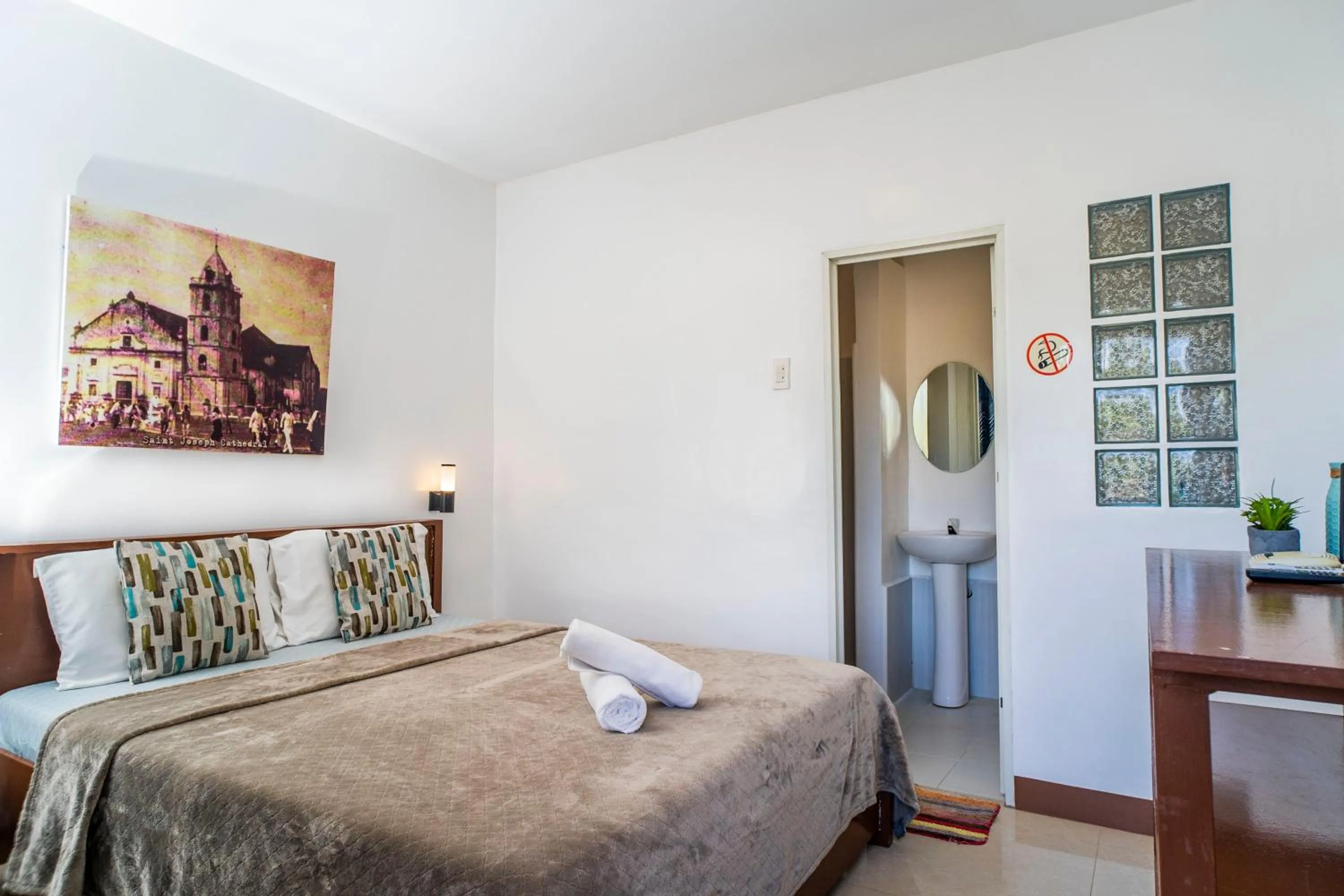 Bed in Panglao Village Court Apartment Stay Inn