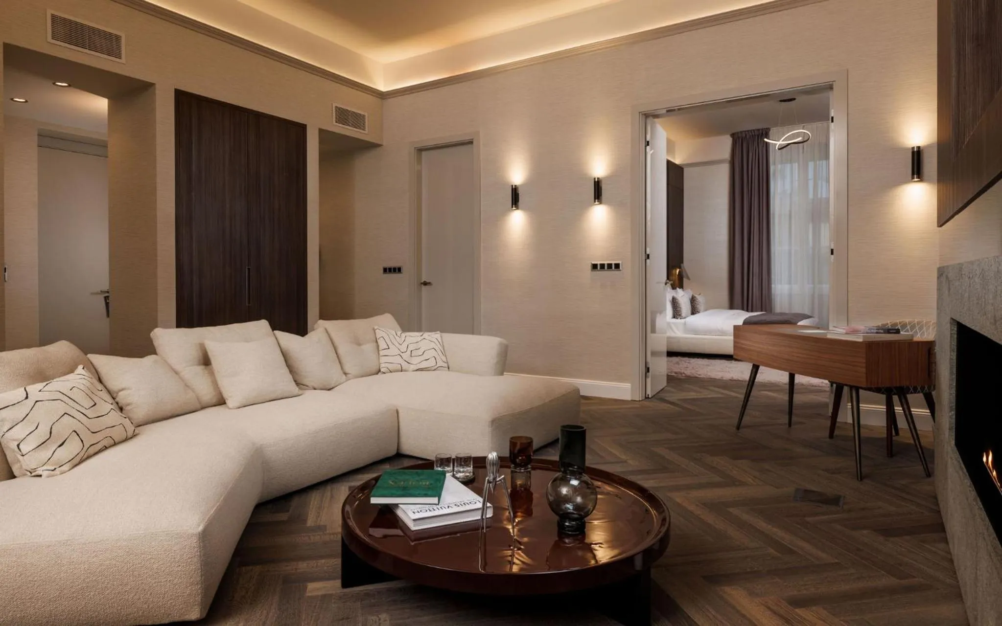 TV and multimedia in Anna Grand Hotel