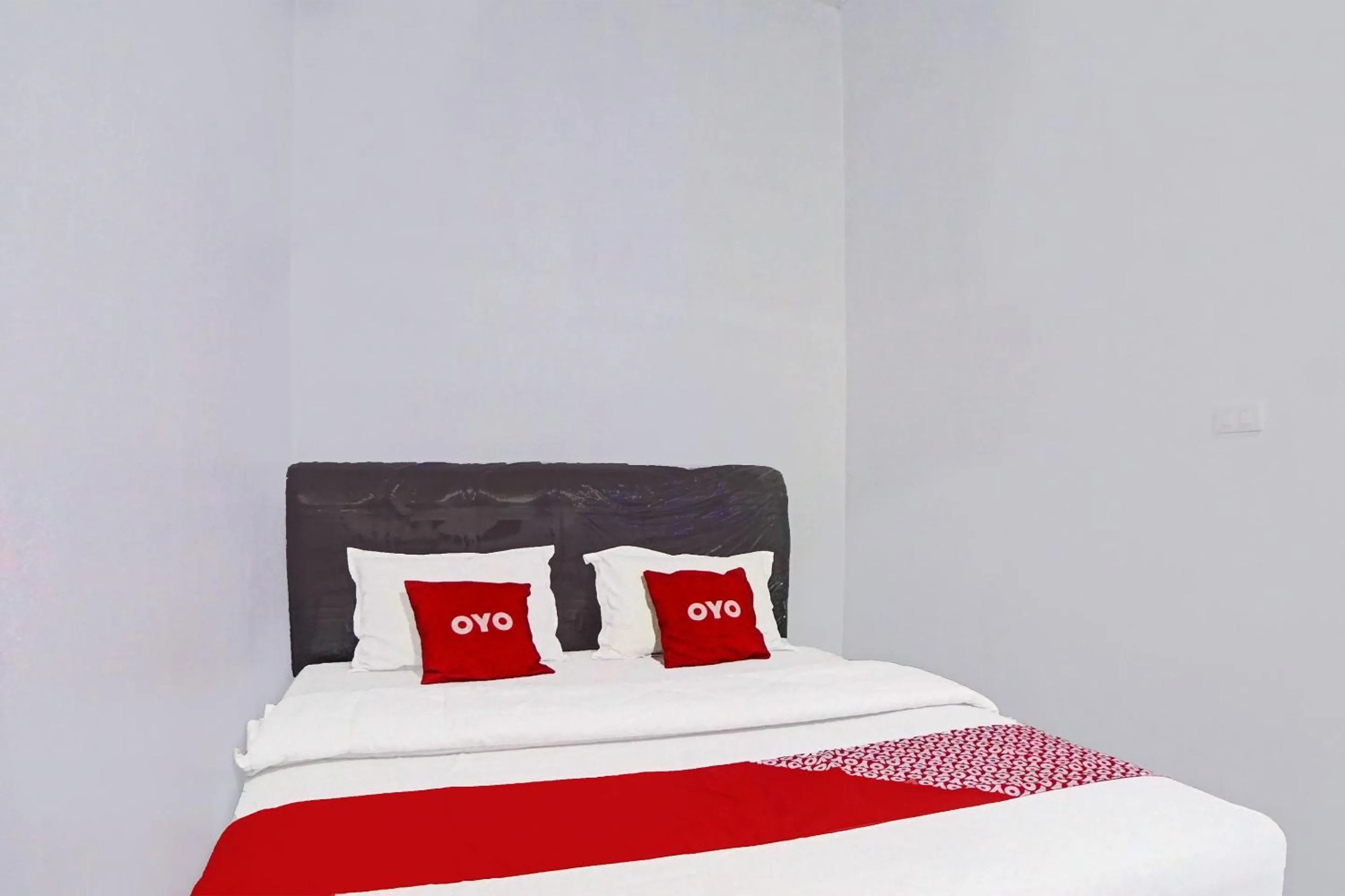 Bedroom, Bed in Wisma Barokah