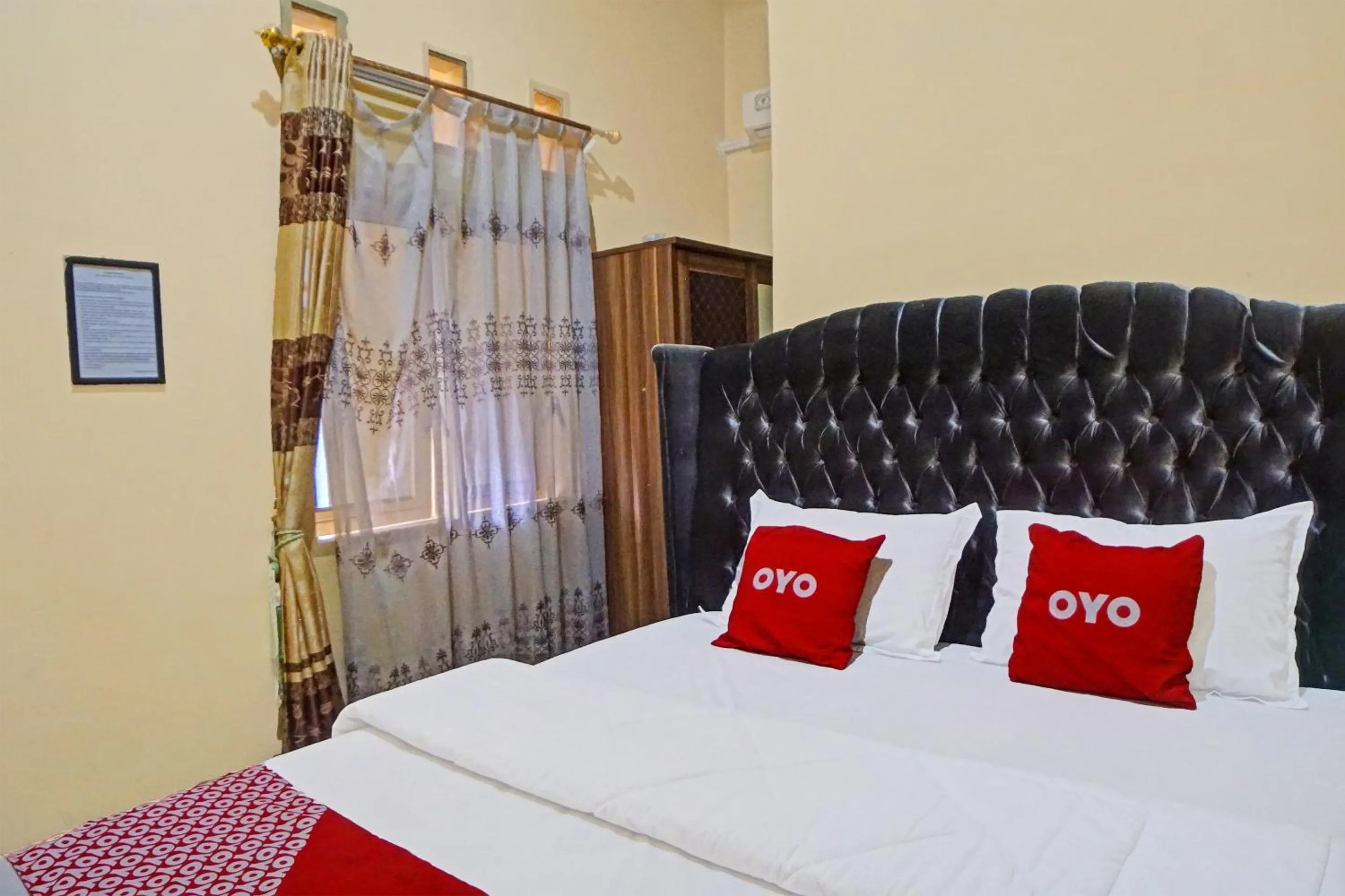 Bedroom, Bed in Wisma Barokah