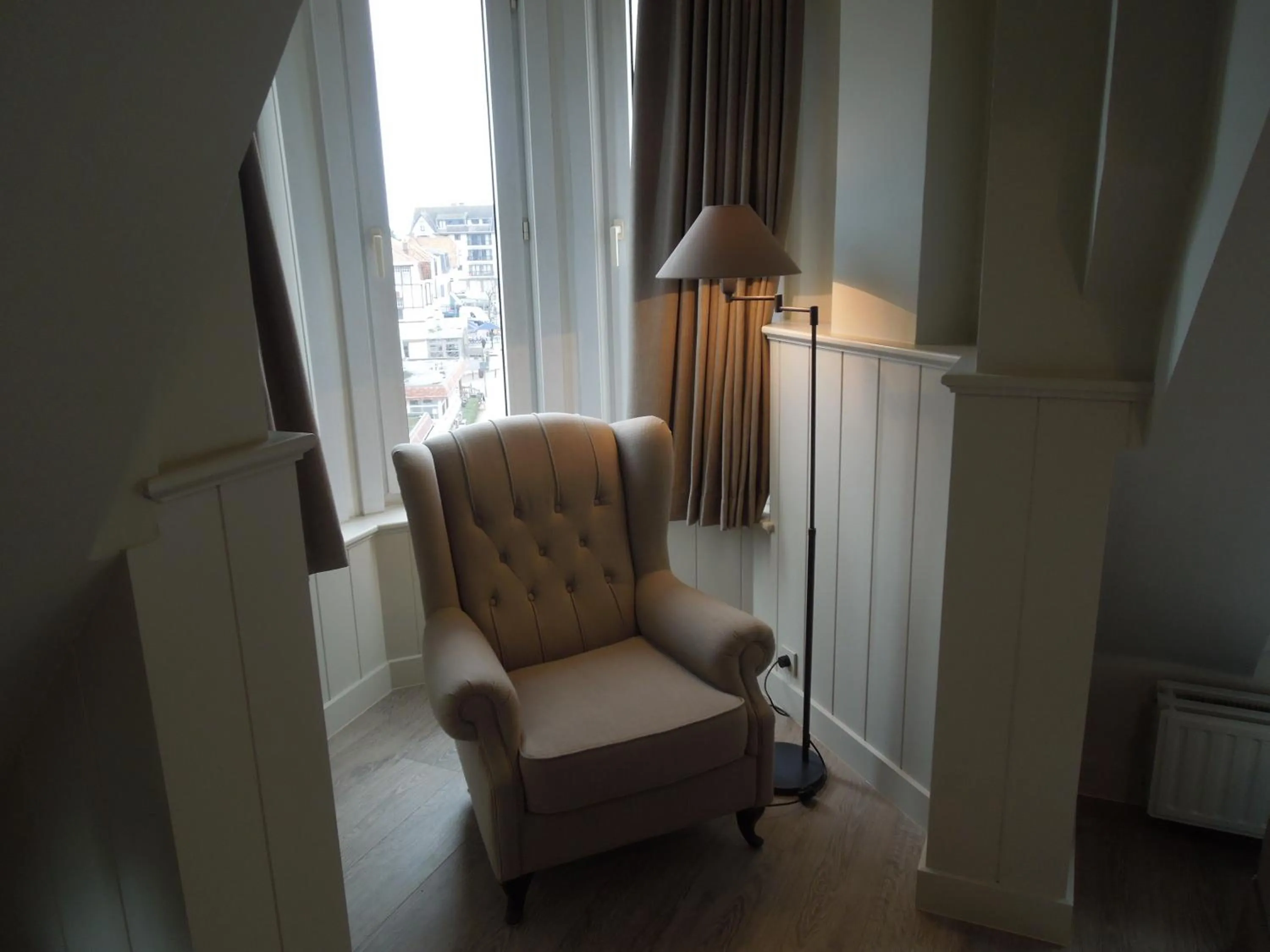 Seating area in Hotel Heritage