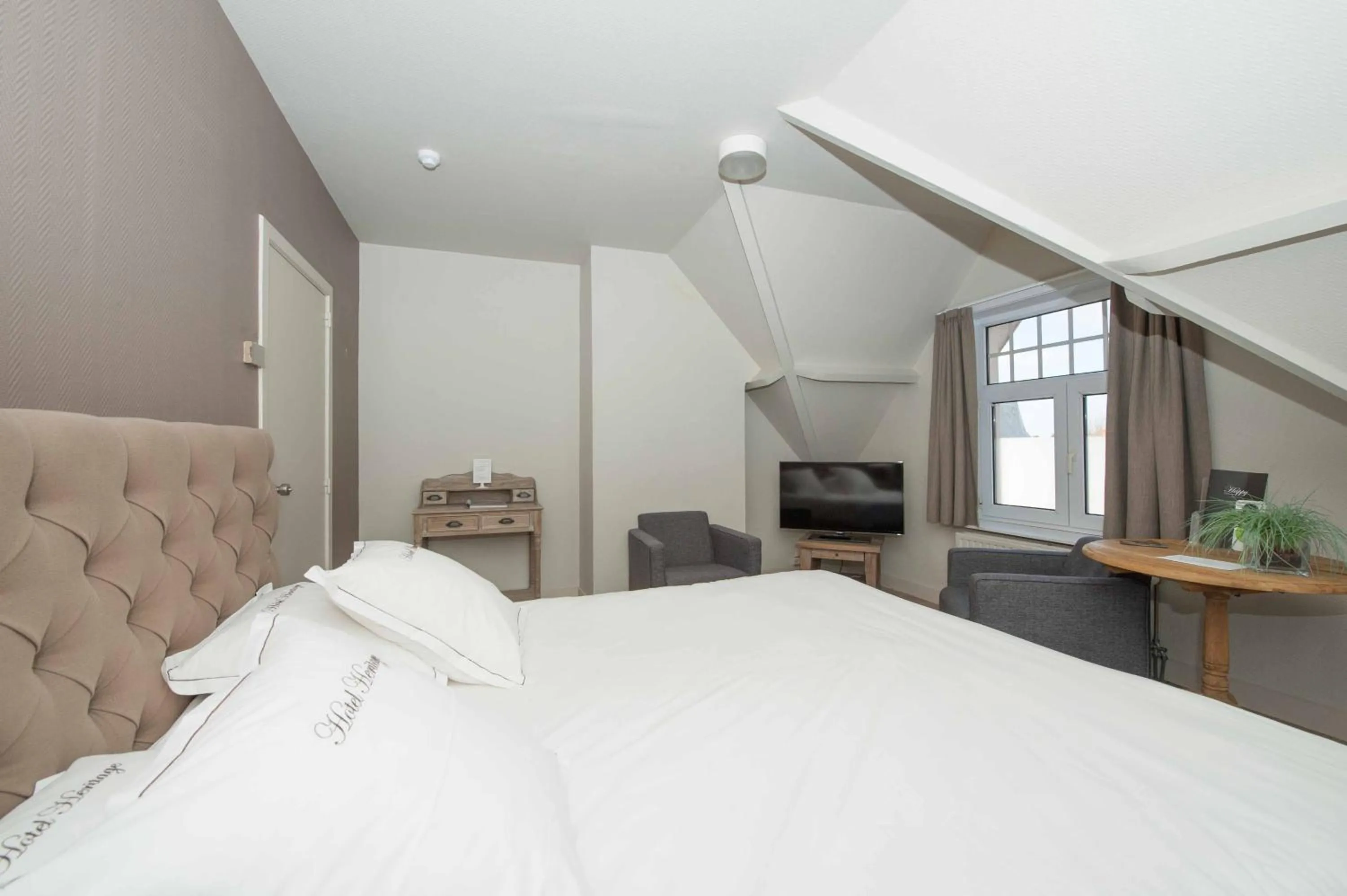 Decorative detail in Hotel Heritage