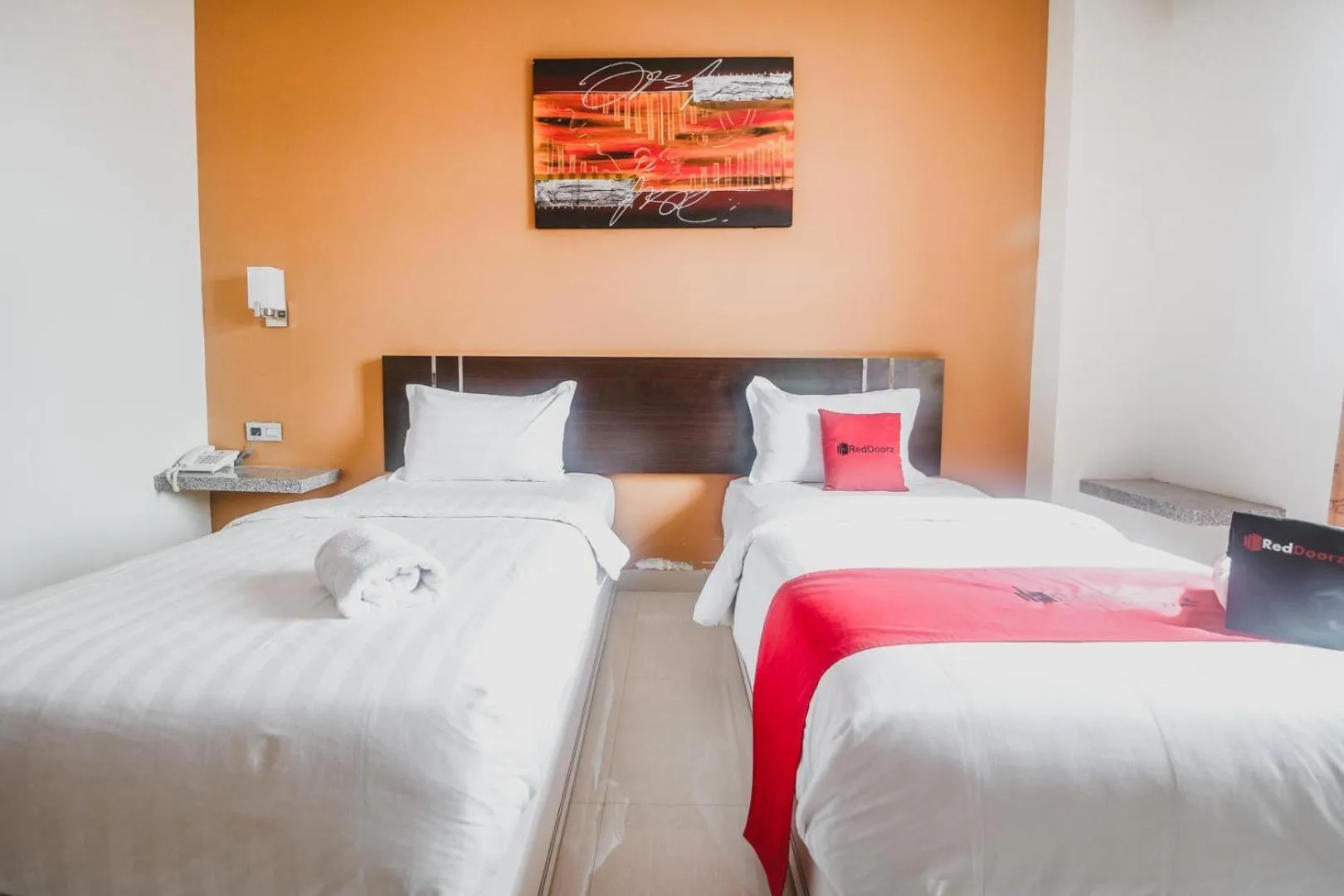 Bedroom, Bed in RedDoorz Plus near Universitas Negeri Makassar