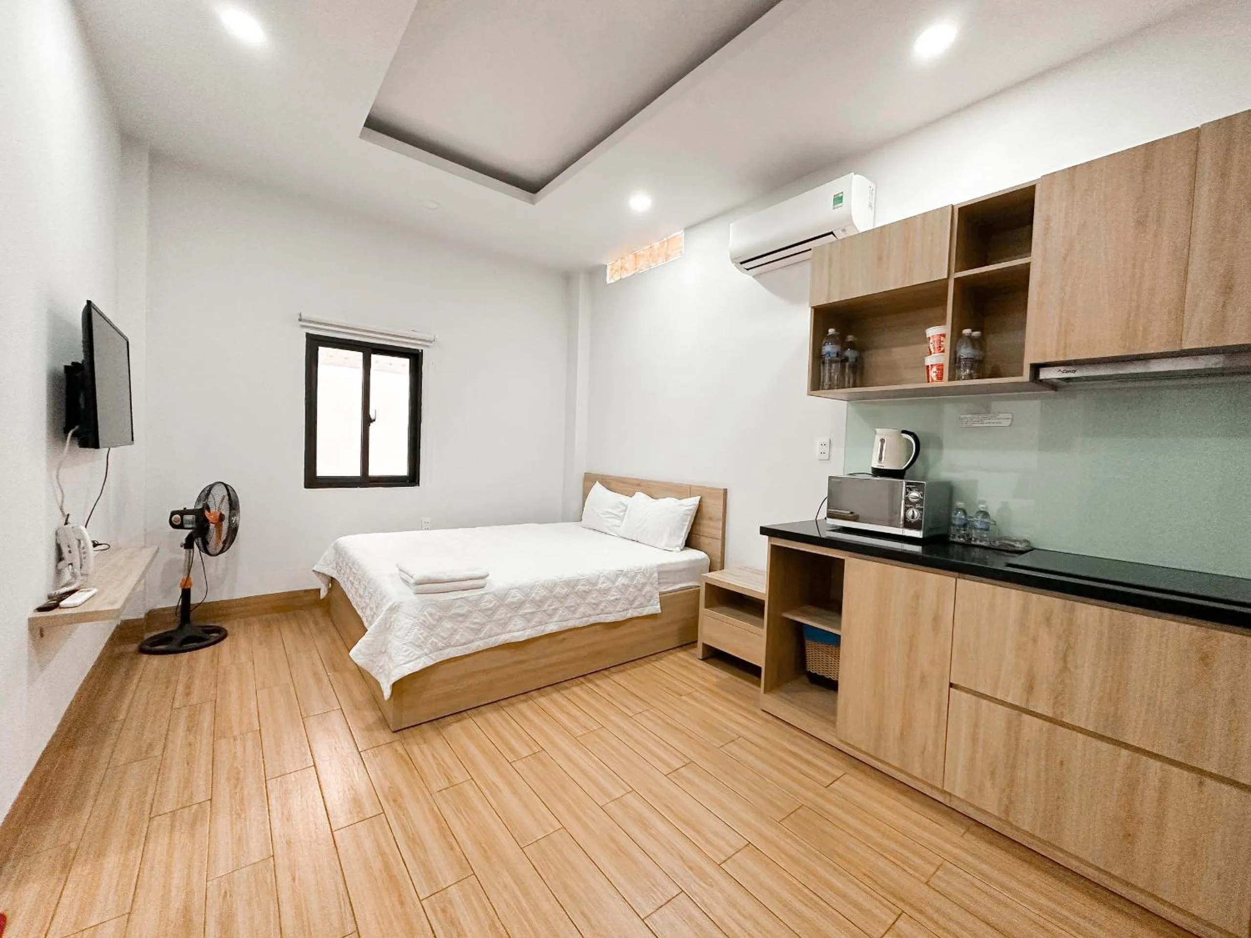 Bedroom, Bed in AQUA Seaview Hotel