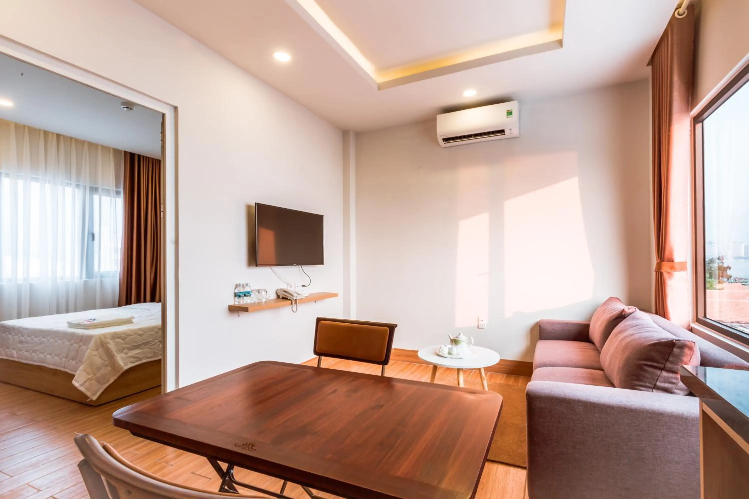 TV and multimedia, Bed in AQUA Seaview Hotel