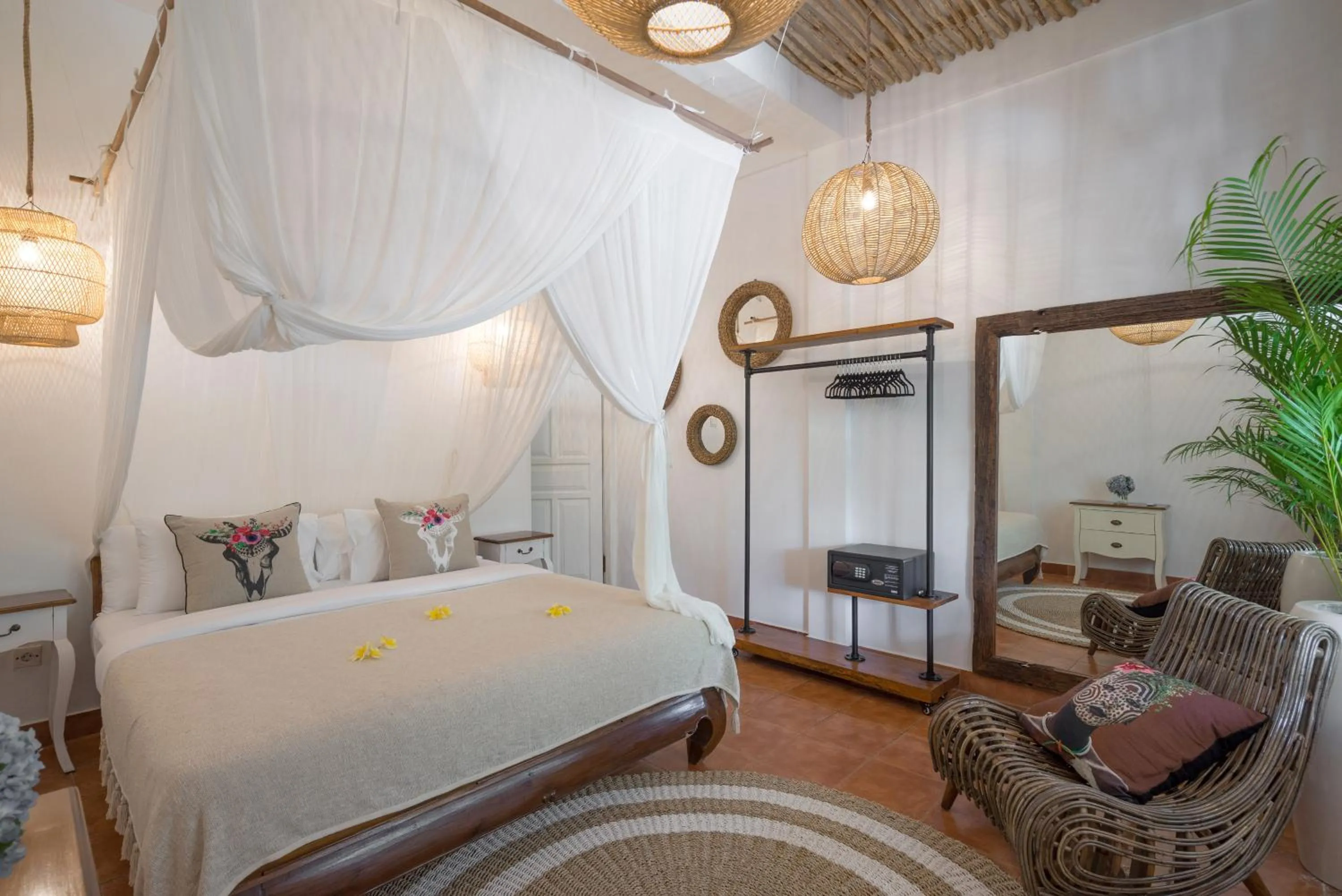 Bedroom, Bed in Smiling Cactus Villas Seminyak