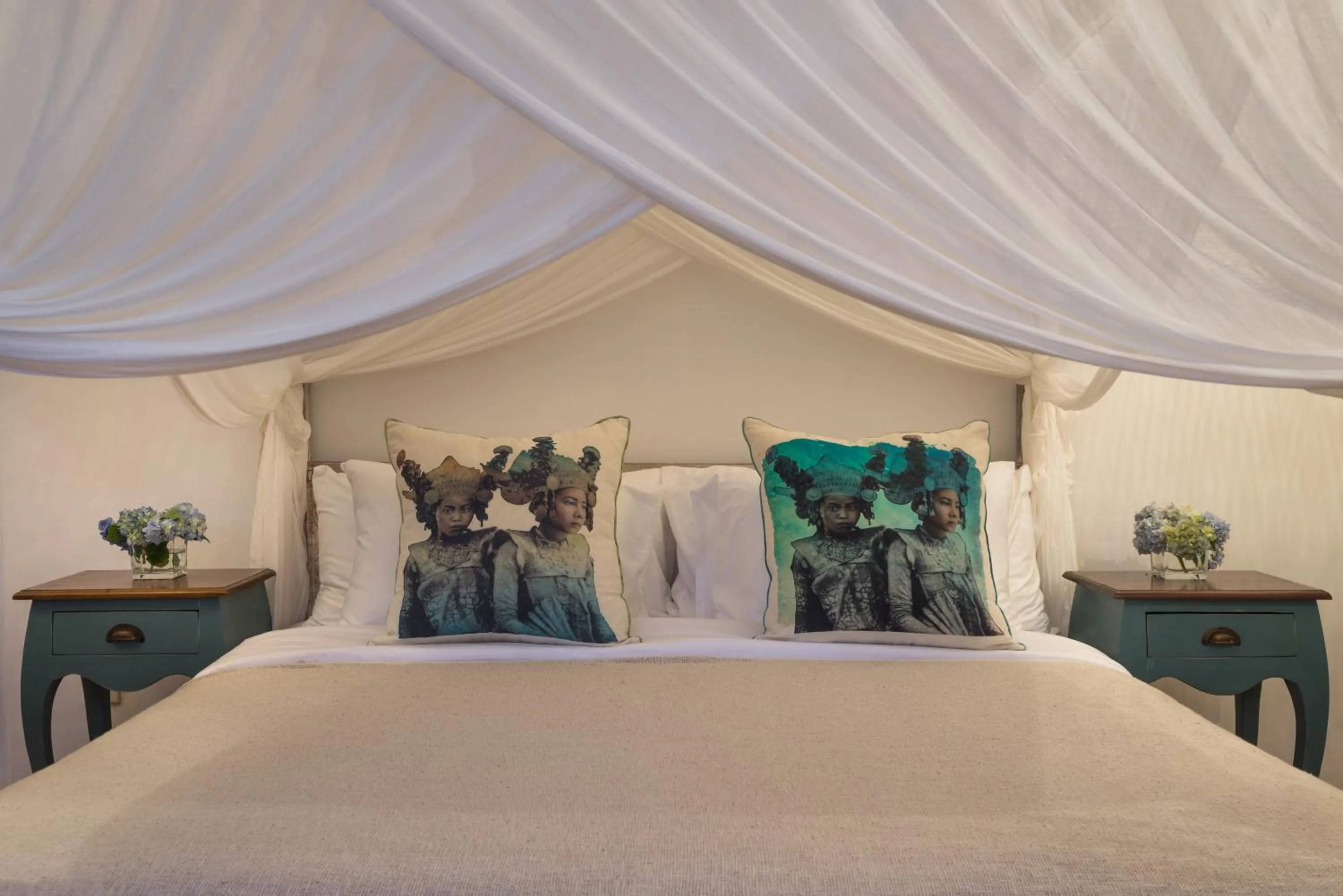 Decorative detail, Bed in Smiling Cactus Villas Seminyak