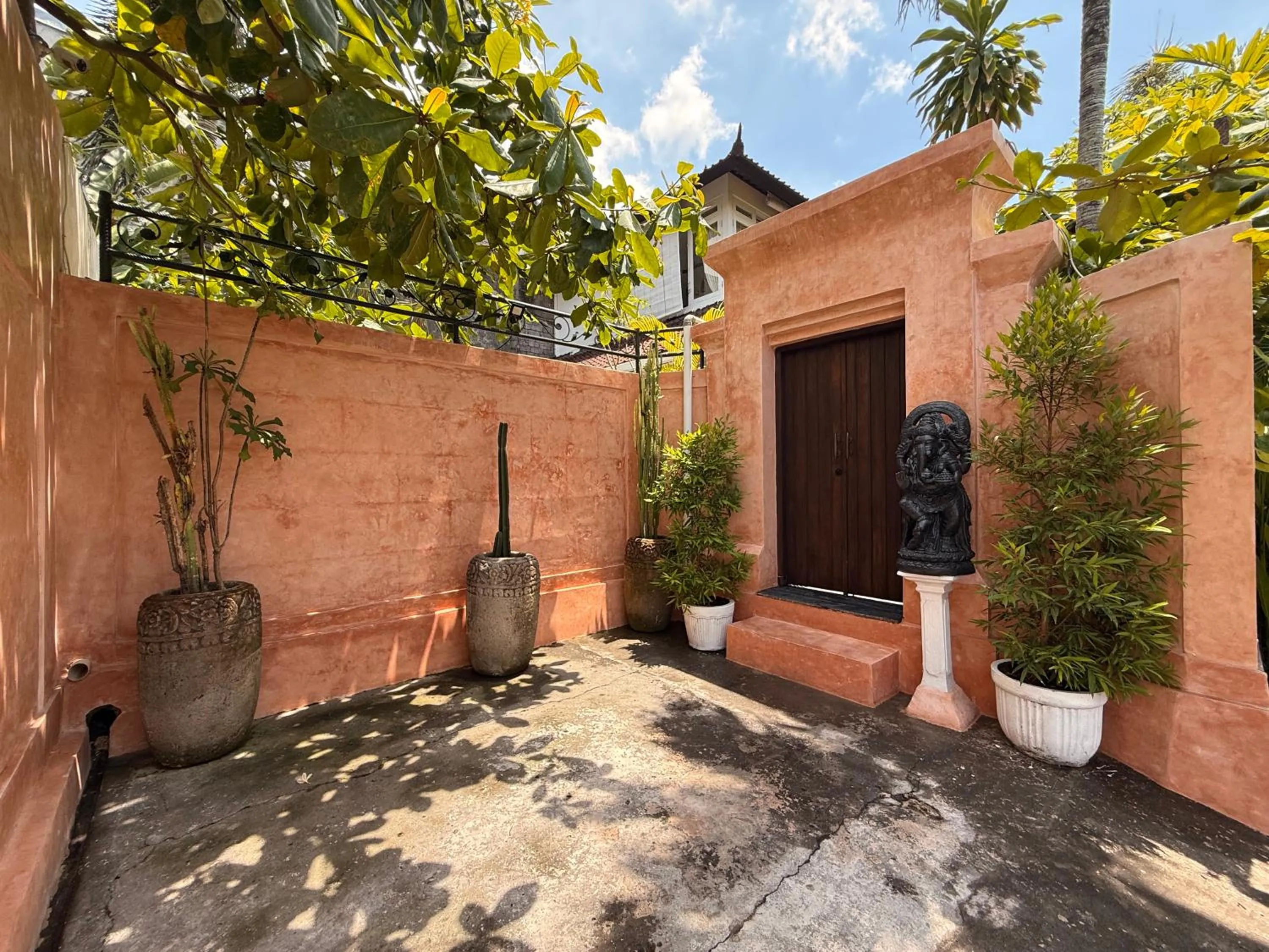 Property building in Smiling Cactus Villas Seminyak