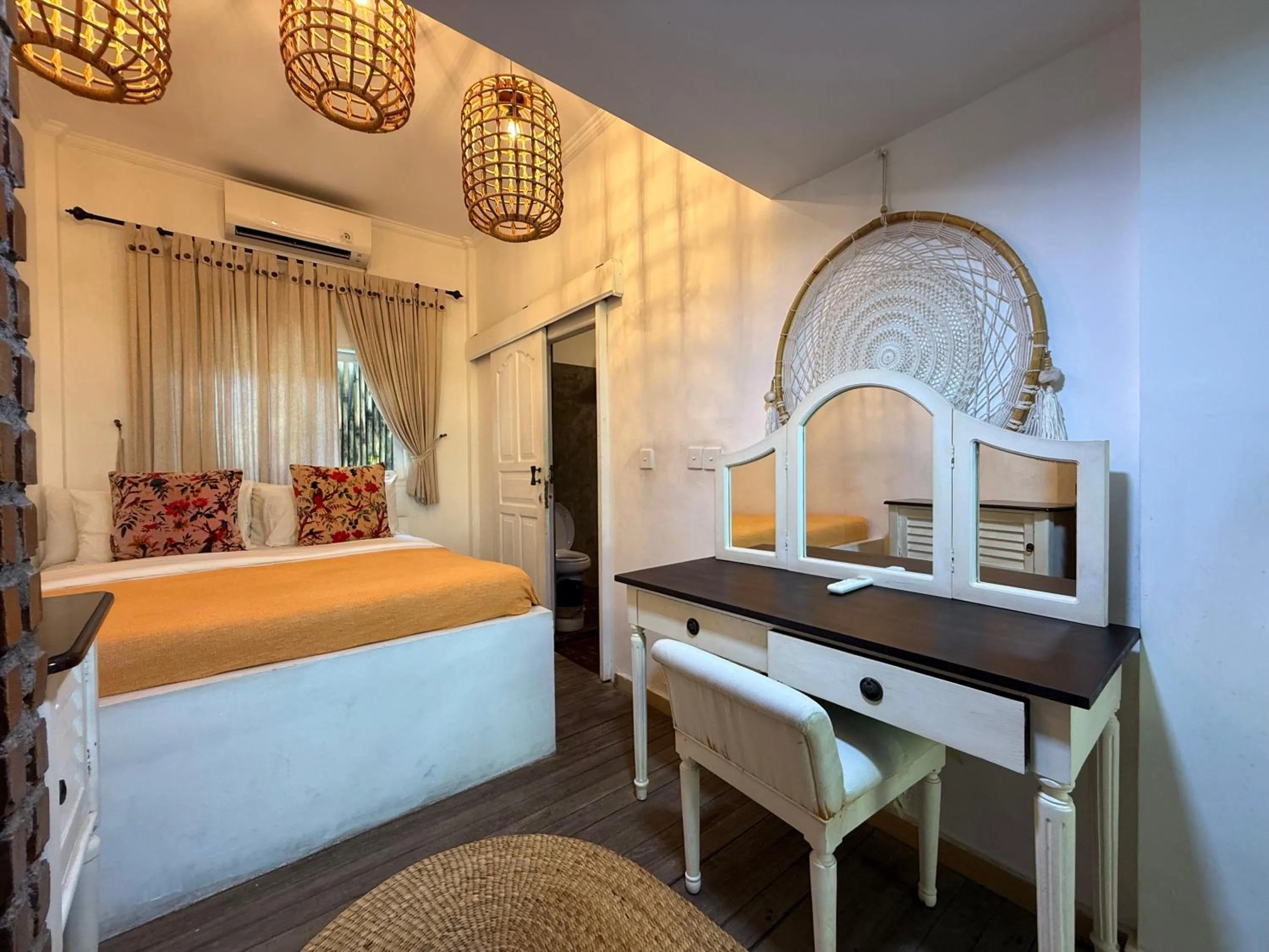 Bed in Smiling Cactus Villas Seminyak
