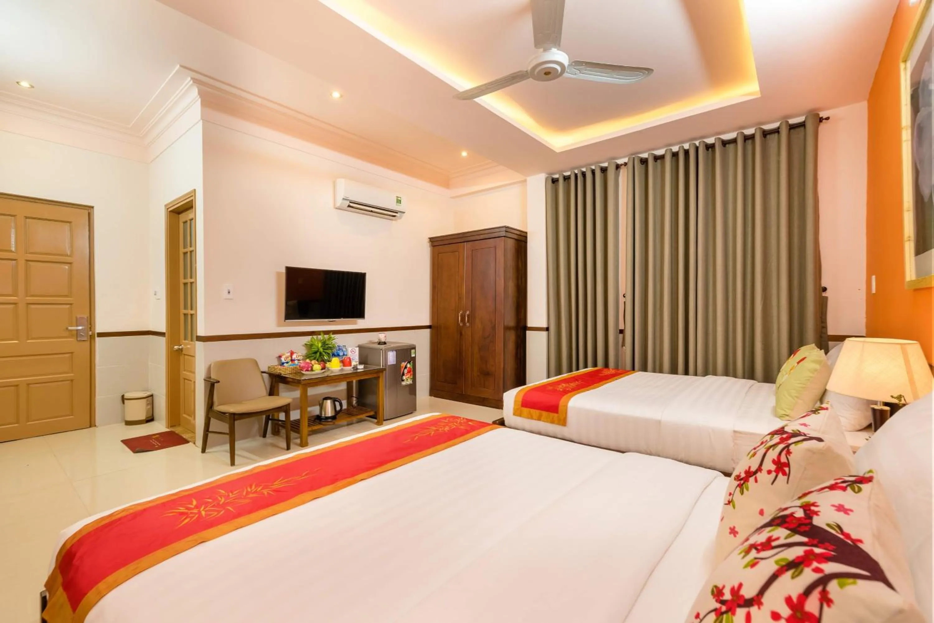 Bed in Luna Rossa Villa