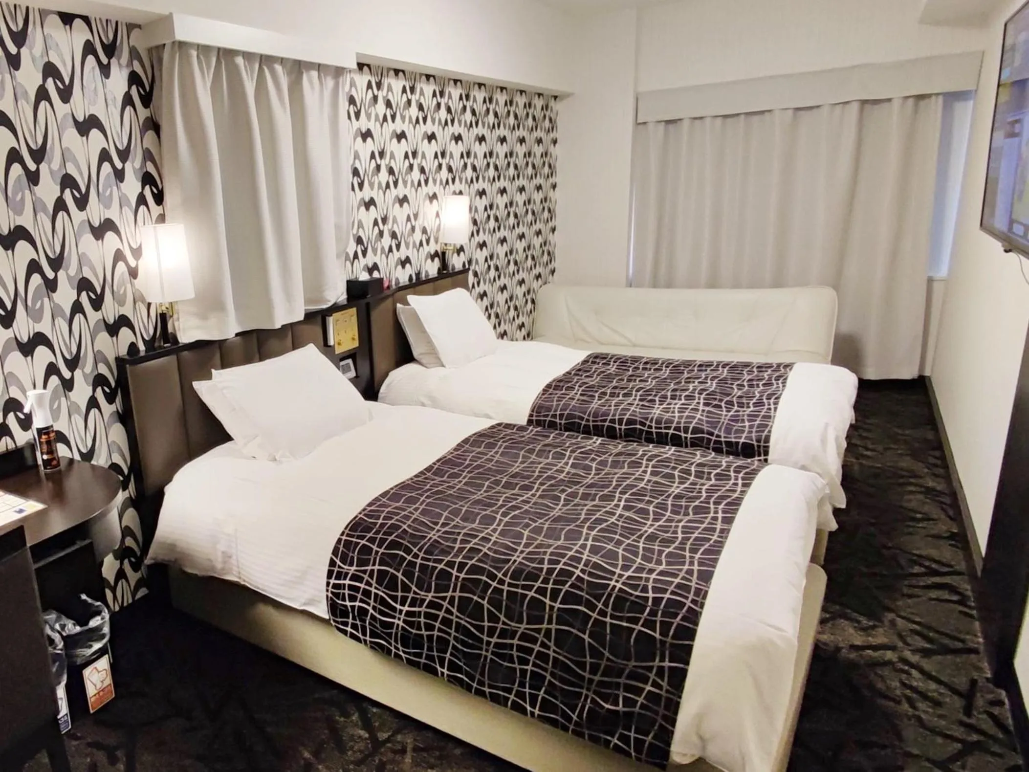 Photo of the whole room, Bed in APA Hotel Niigata