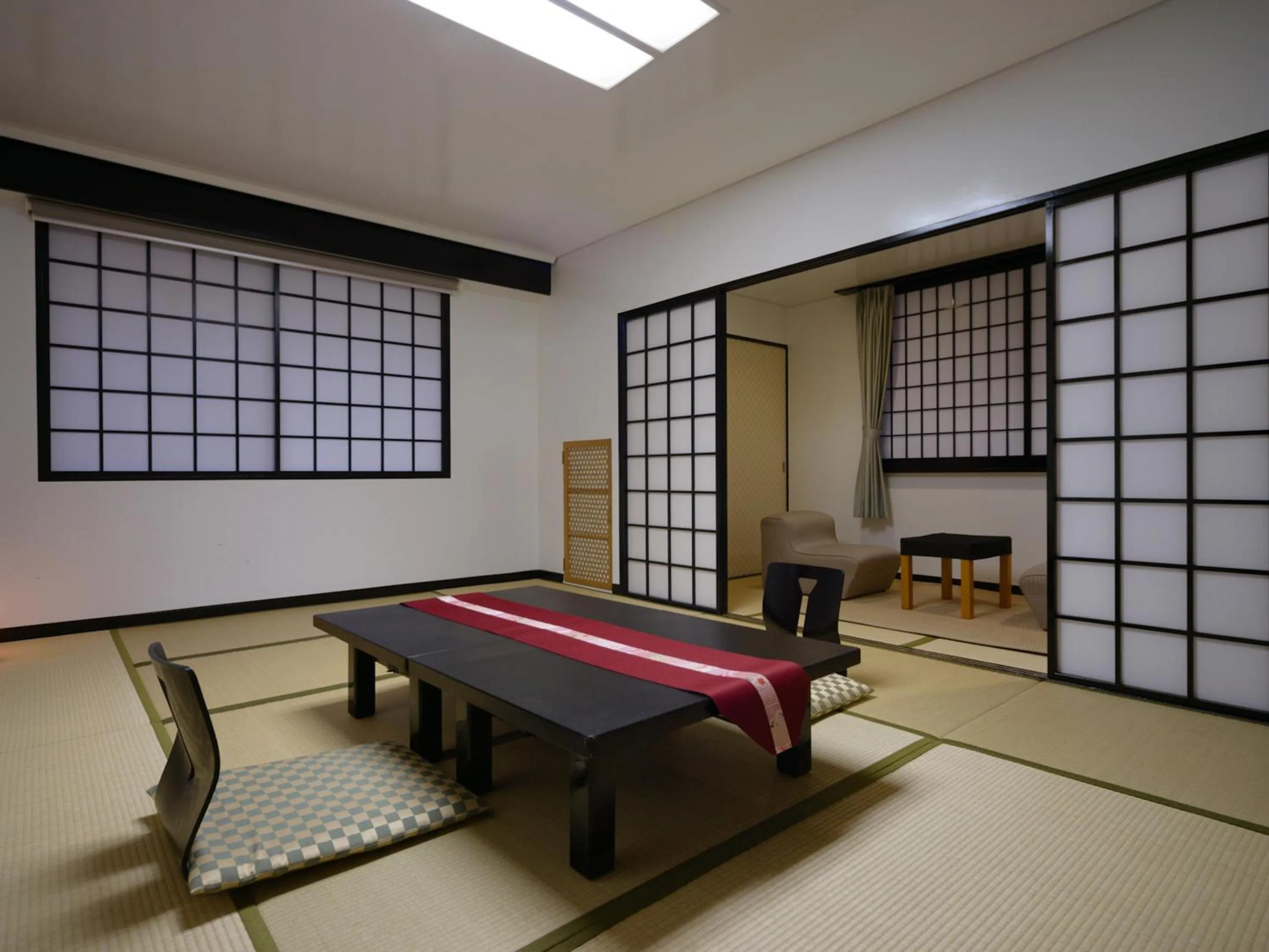 Photo of the whole room in Ryokan Kohro