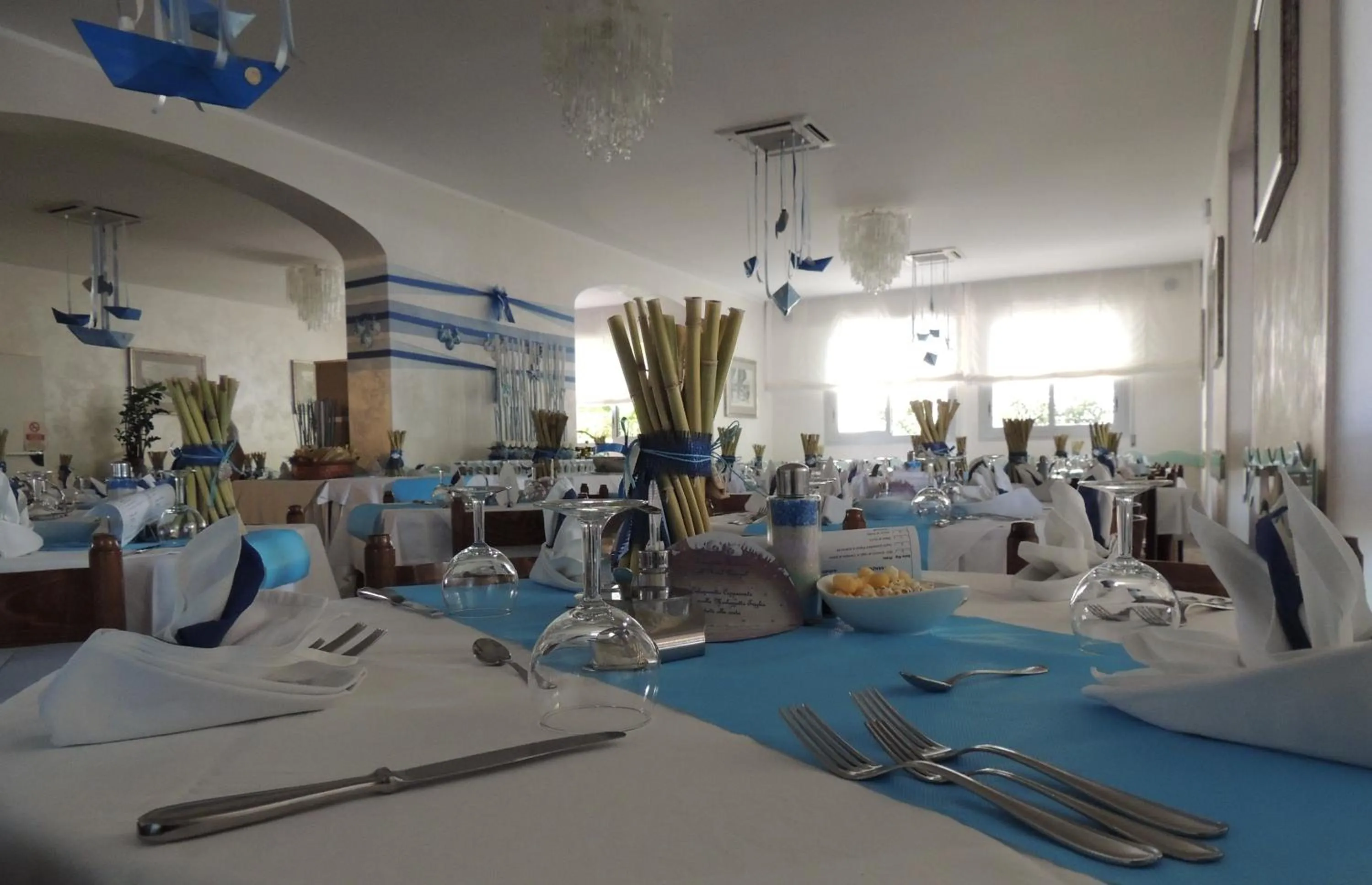 Restaurant/places to eat in Hotel Donegal