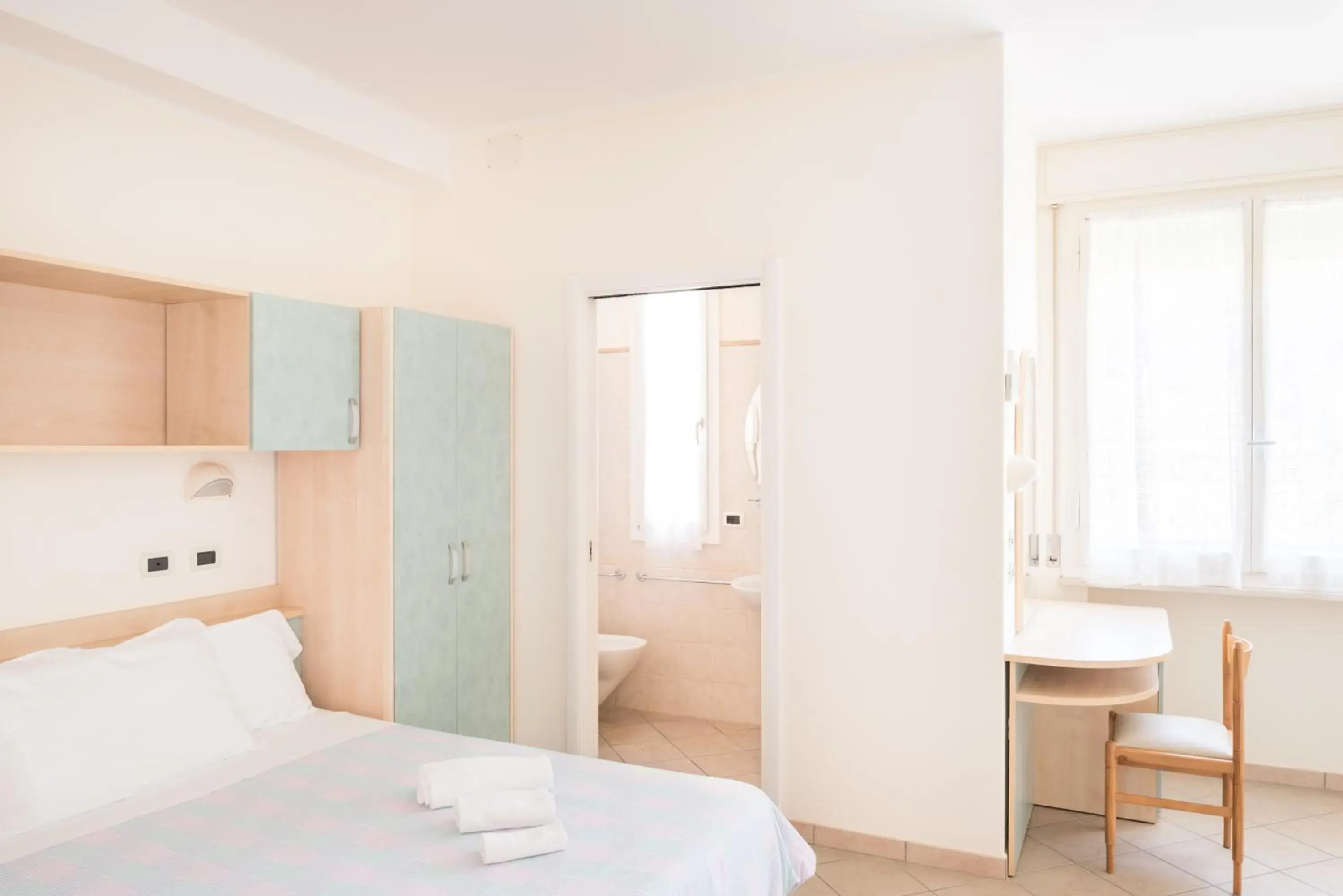 Quadruple Room in Hotel Donegal Quadruple Room in Hotel Donegal