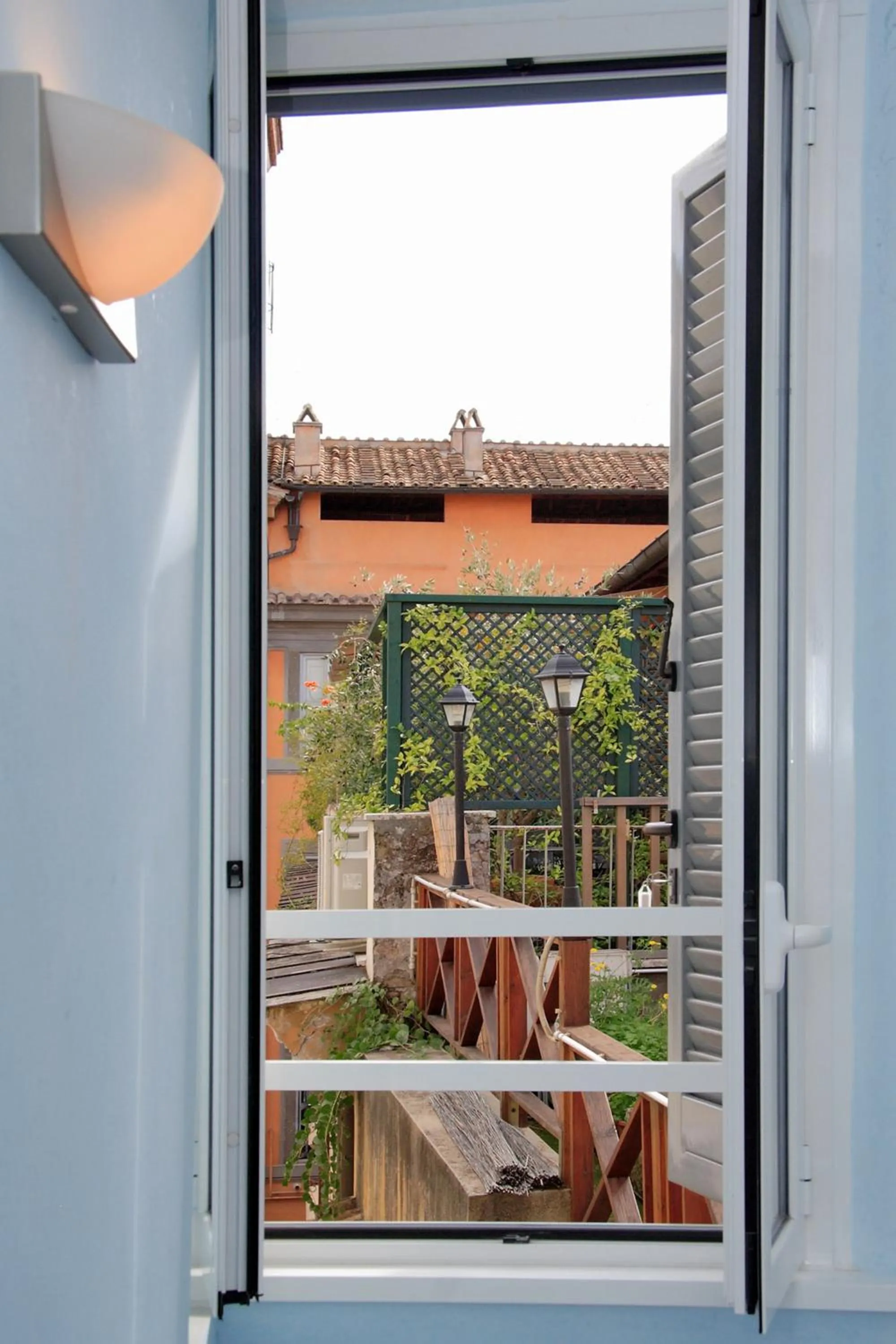 View (from property/room) in Daplace - HQH Colosseo