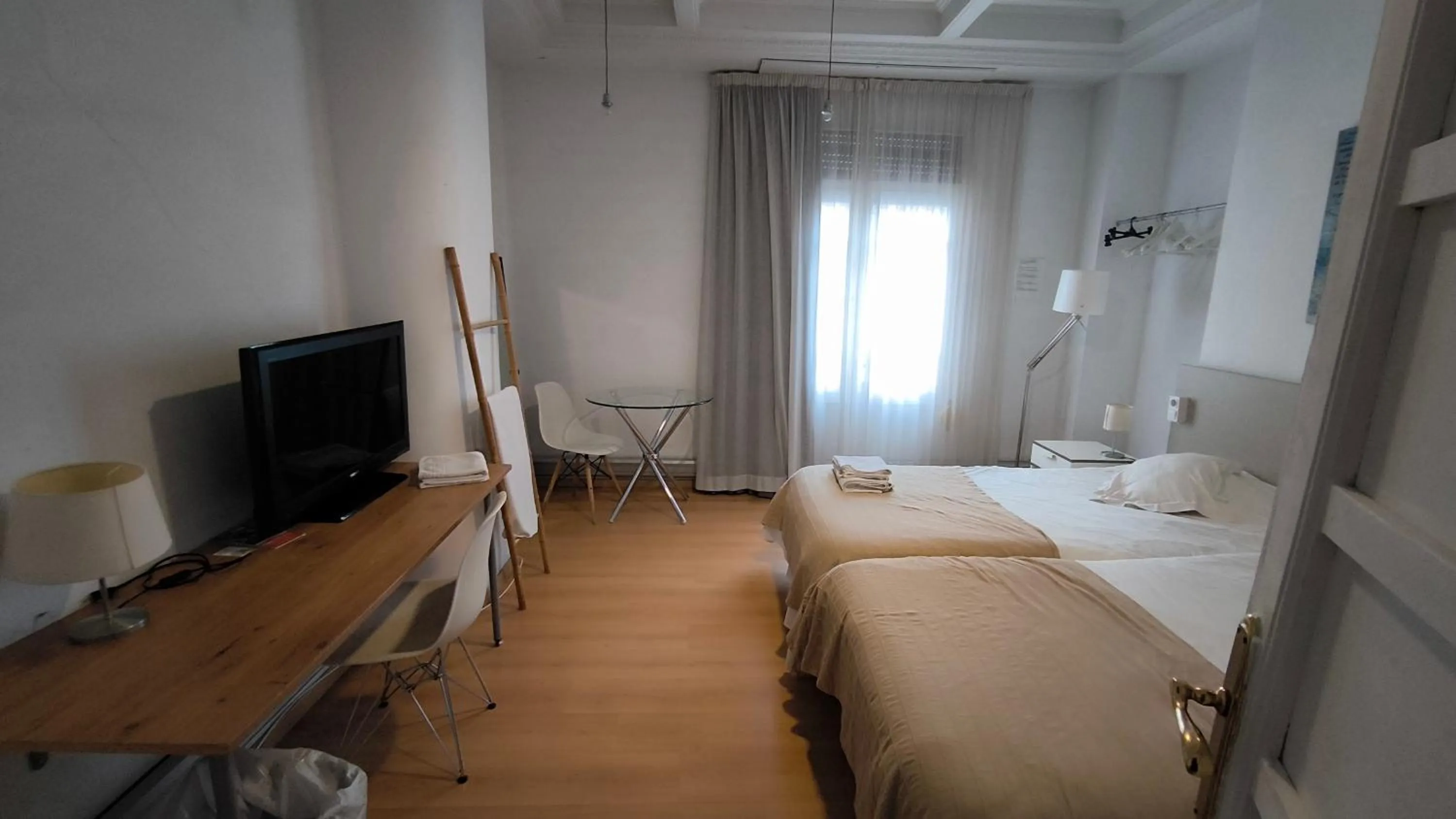 Bedroom, Bed in 7 Moons B&B