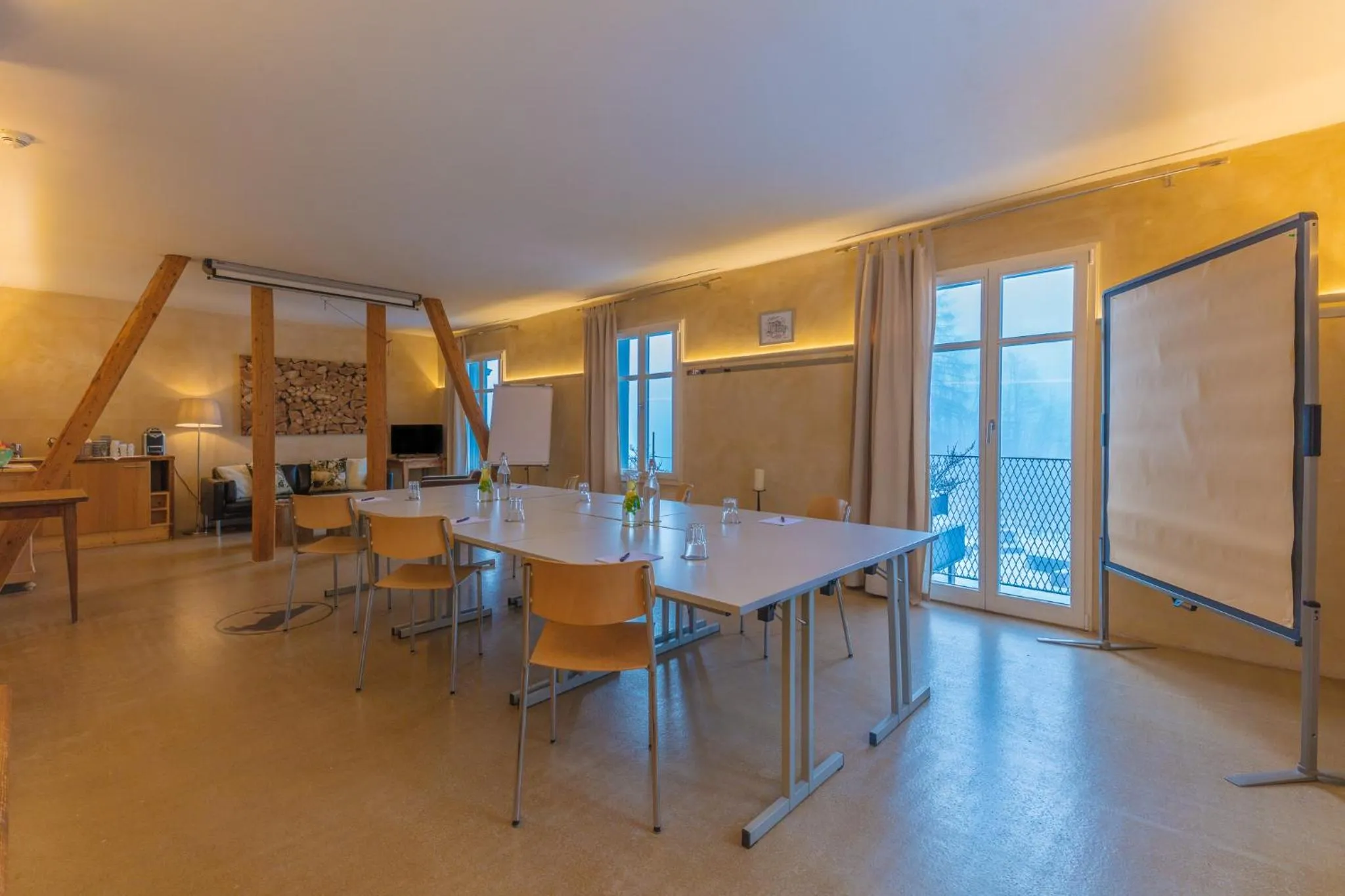 Meeting/conference room in Apart Hotel Wetterhorn