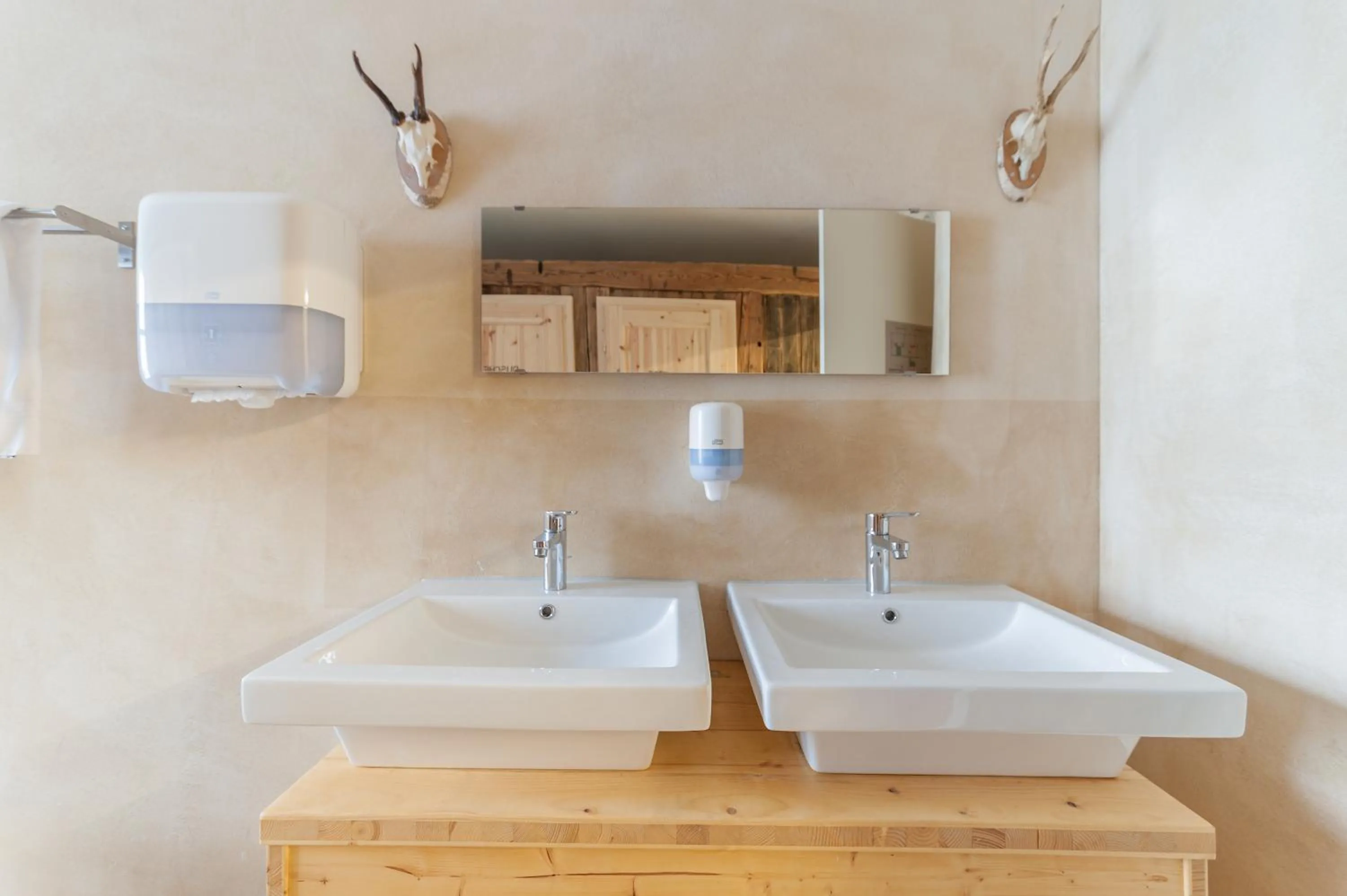 Bathroom in Apart Hotel Wetterhorn