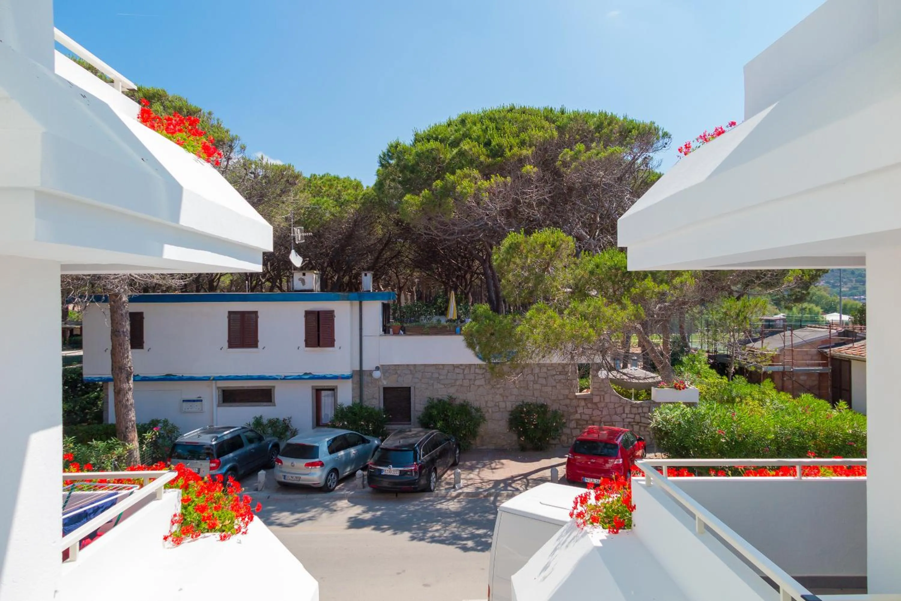 Property building in Hotel Montecristo