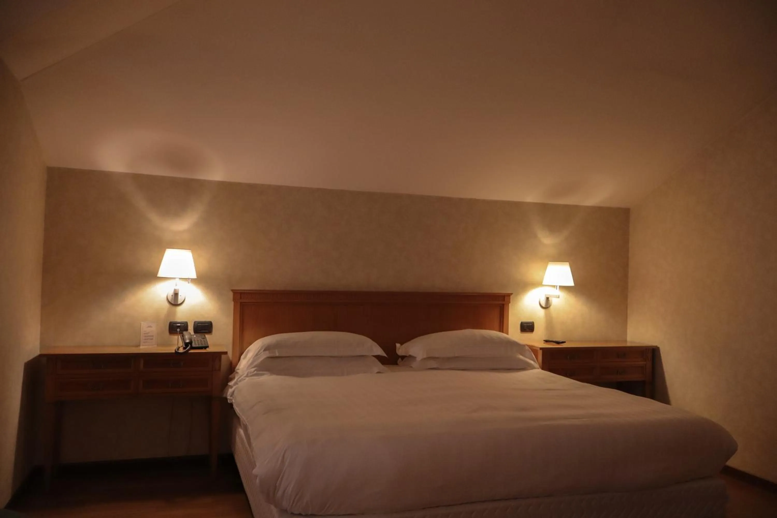 Bed in Monica Hotel Fiera