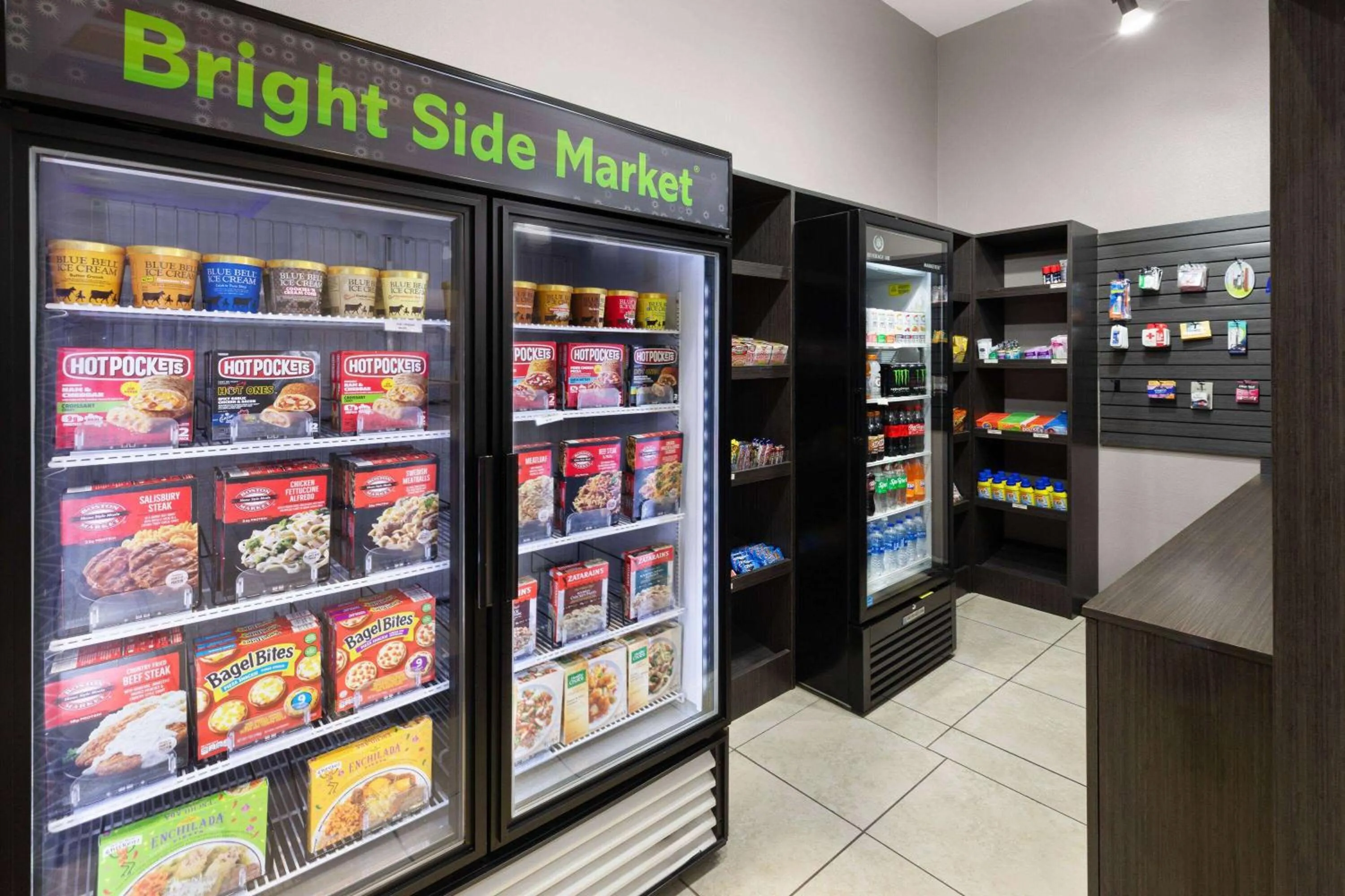 Food and drinks in La Quinta by Wyndham Deer Park