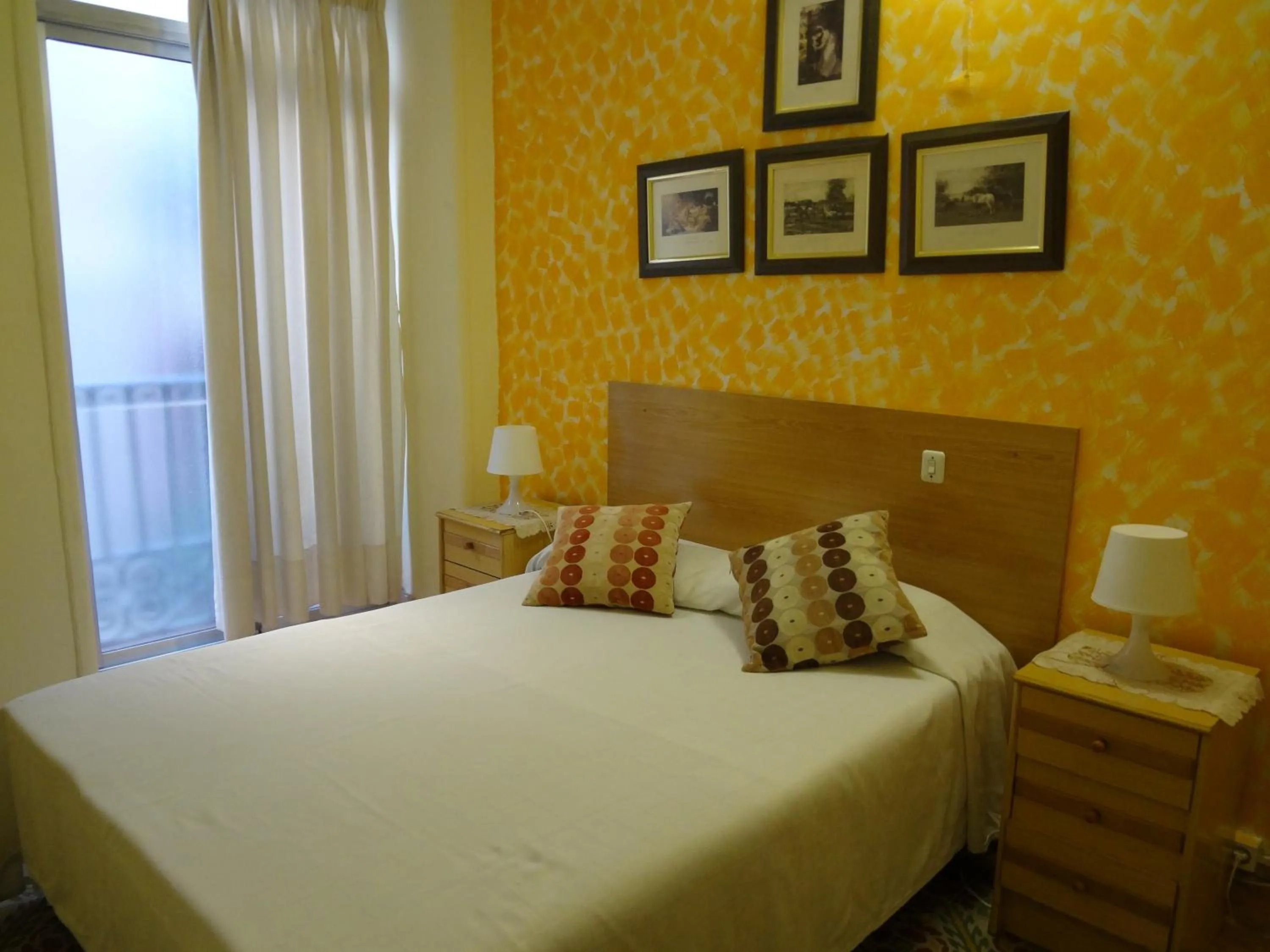 Bedroom in Pensión Dani