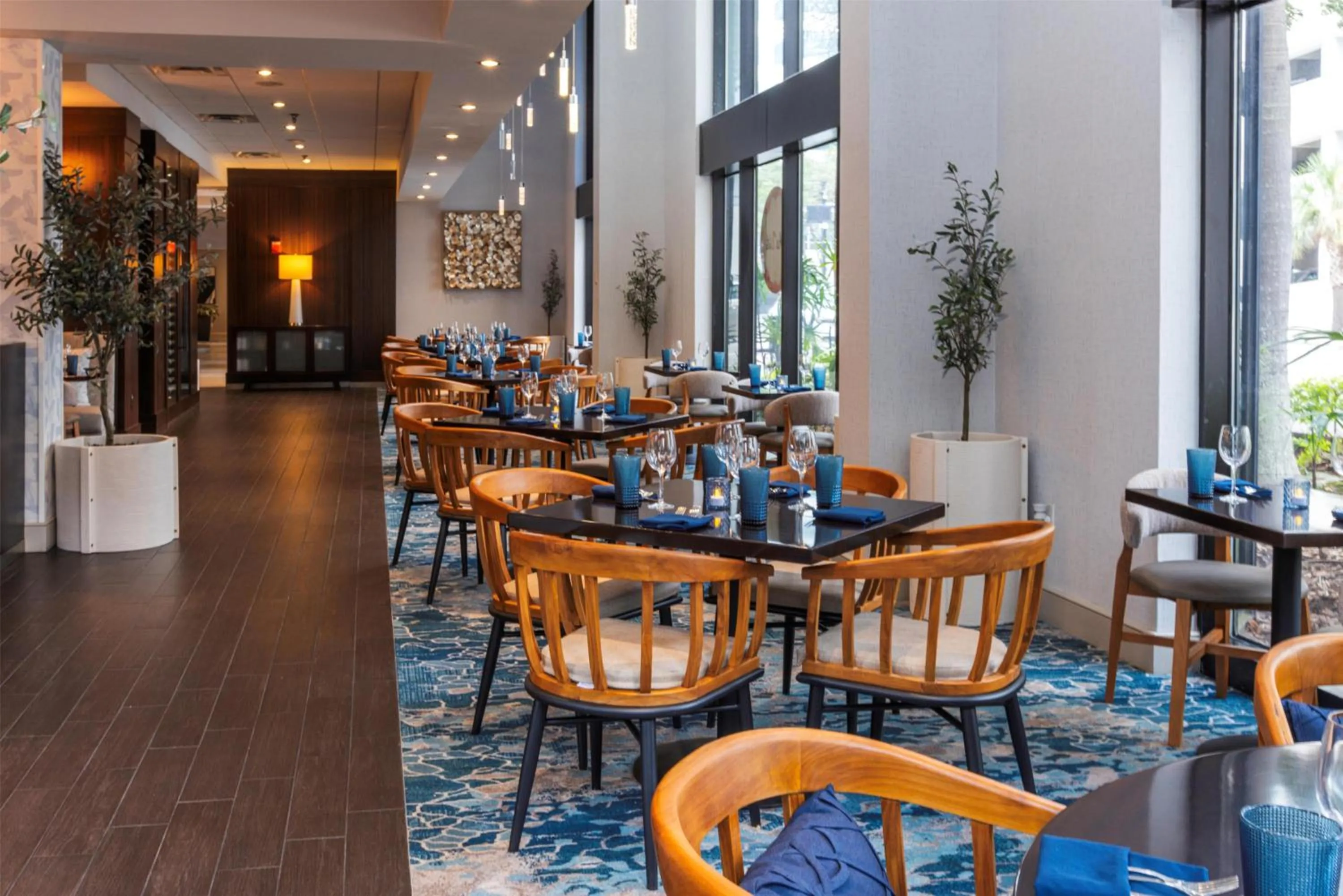 Restaurant/places to eat in Hilton Tampa Downtown