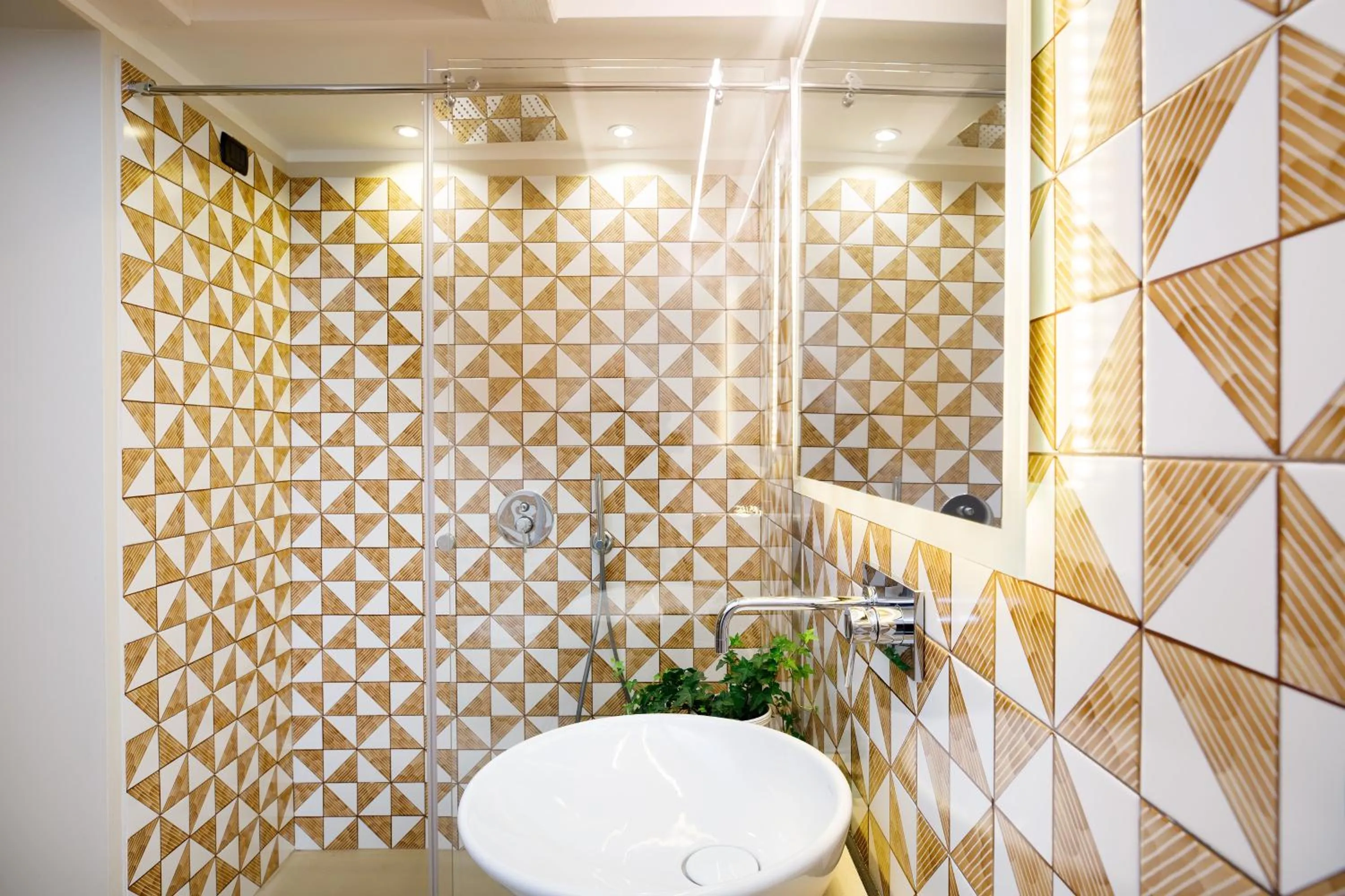 Bathroom in MelRose Napoli