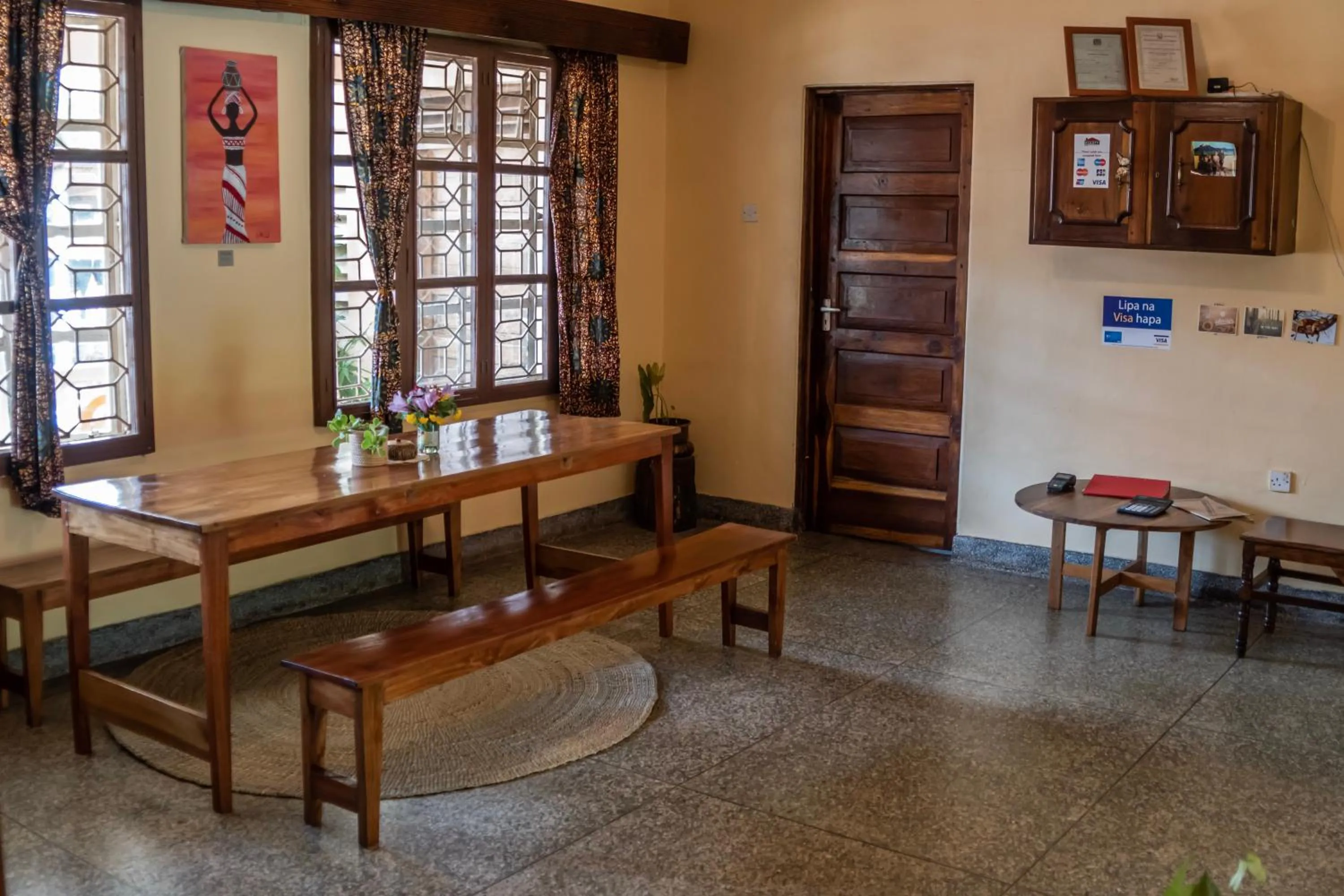 Dining area in Kiwavi Home