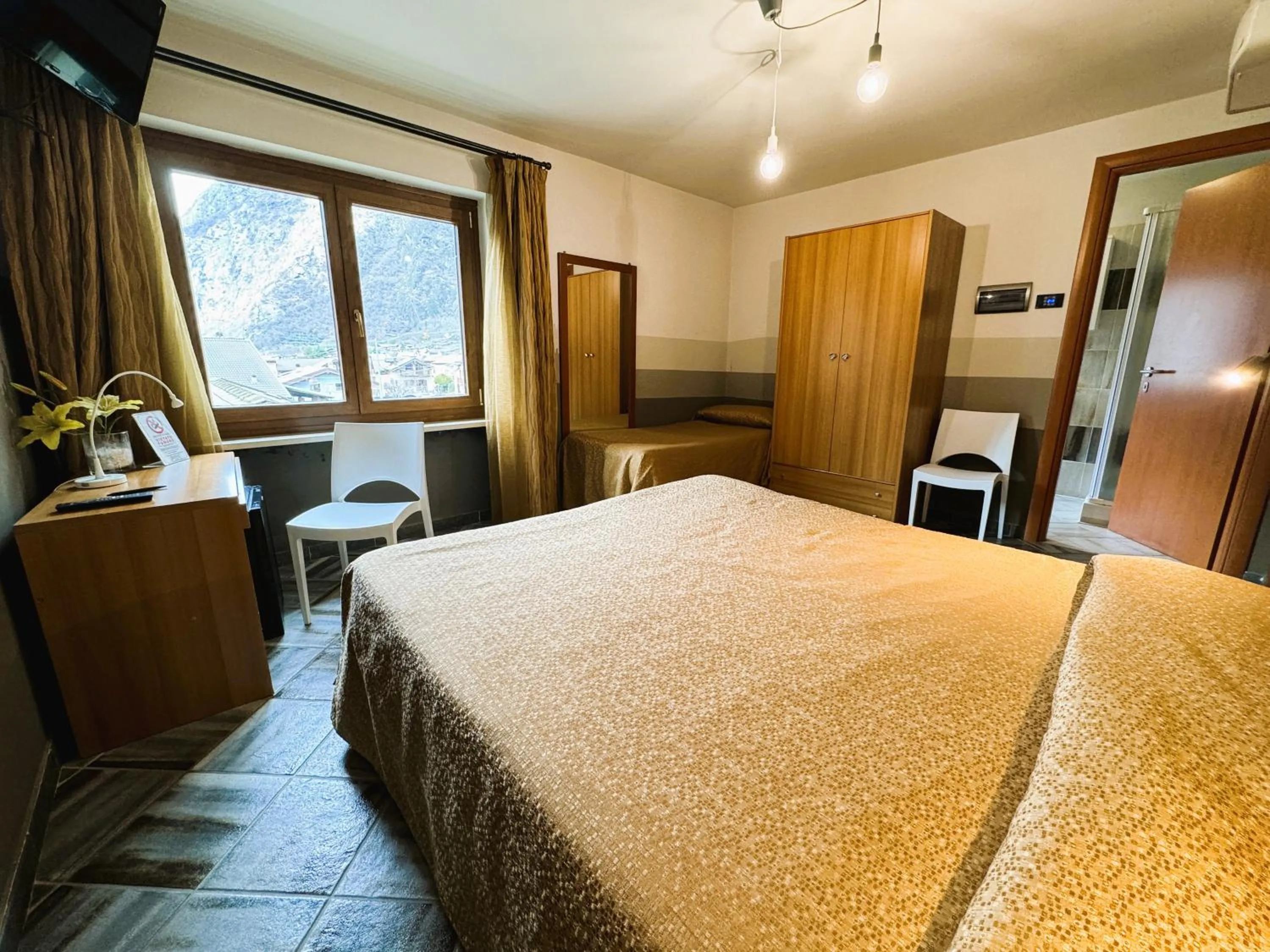 Bed in Hotel&Restaurant Armanac de Toubïe