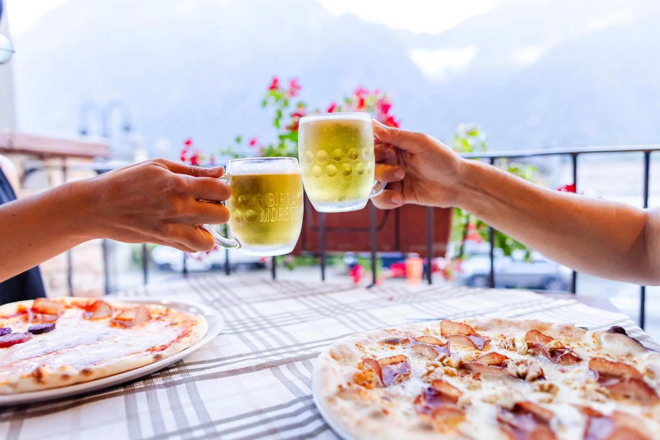 Restaurant/places to eat in Hotel&Restaurant Armanac de Toubïe