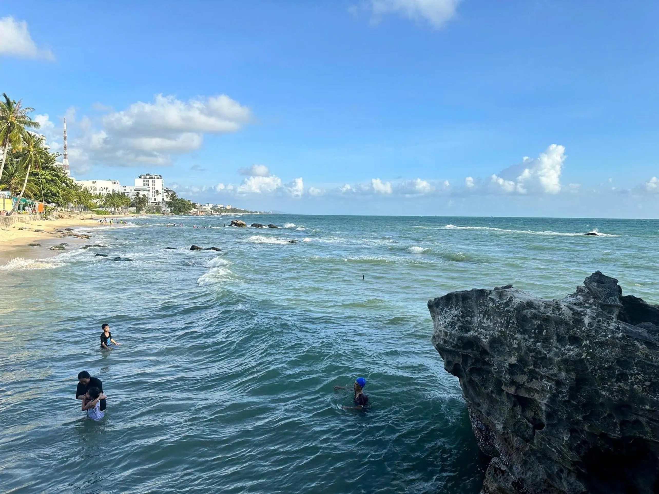 Khách sạn Tuyết Hiển