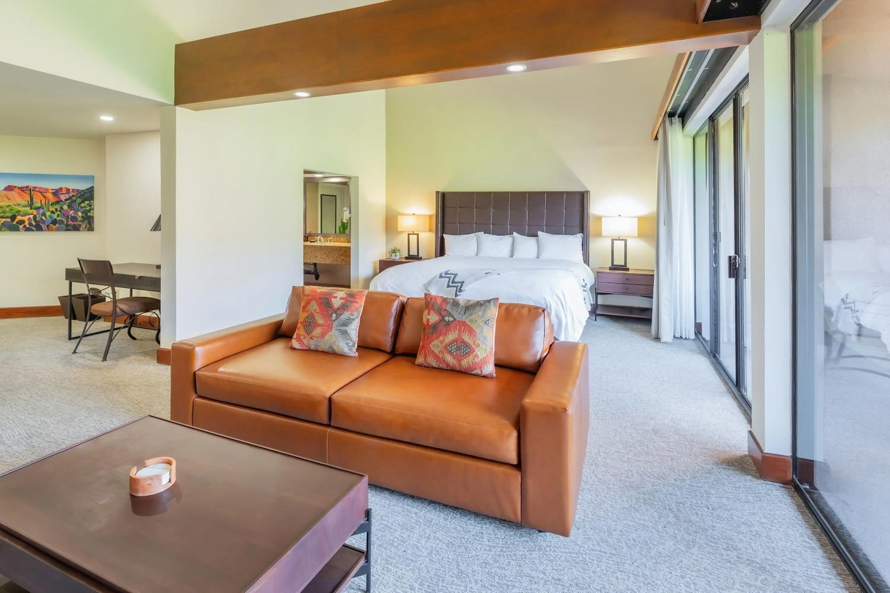 Bed in Ventana Canyon Club and Lodge