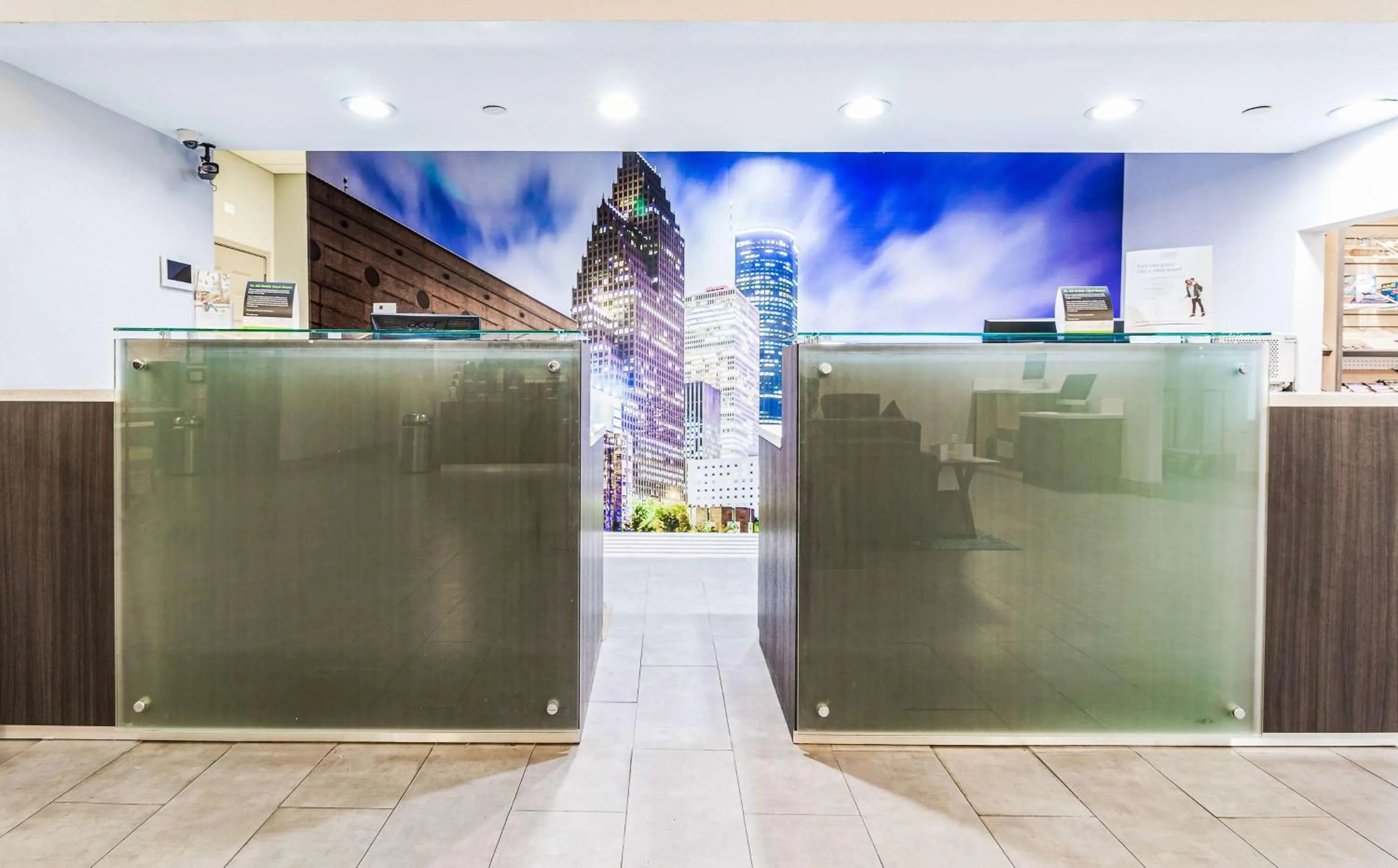 Lobby or reception in La Quinta by Wyndham Tomball