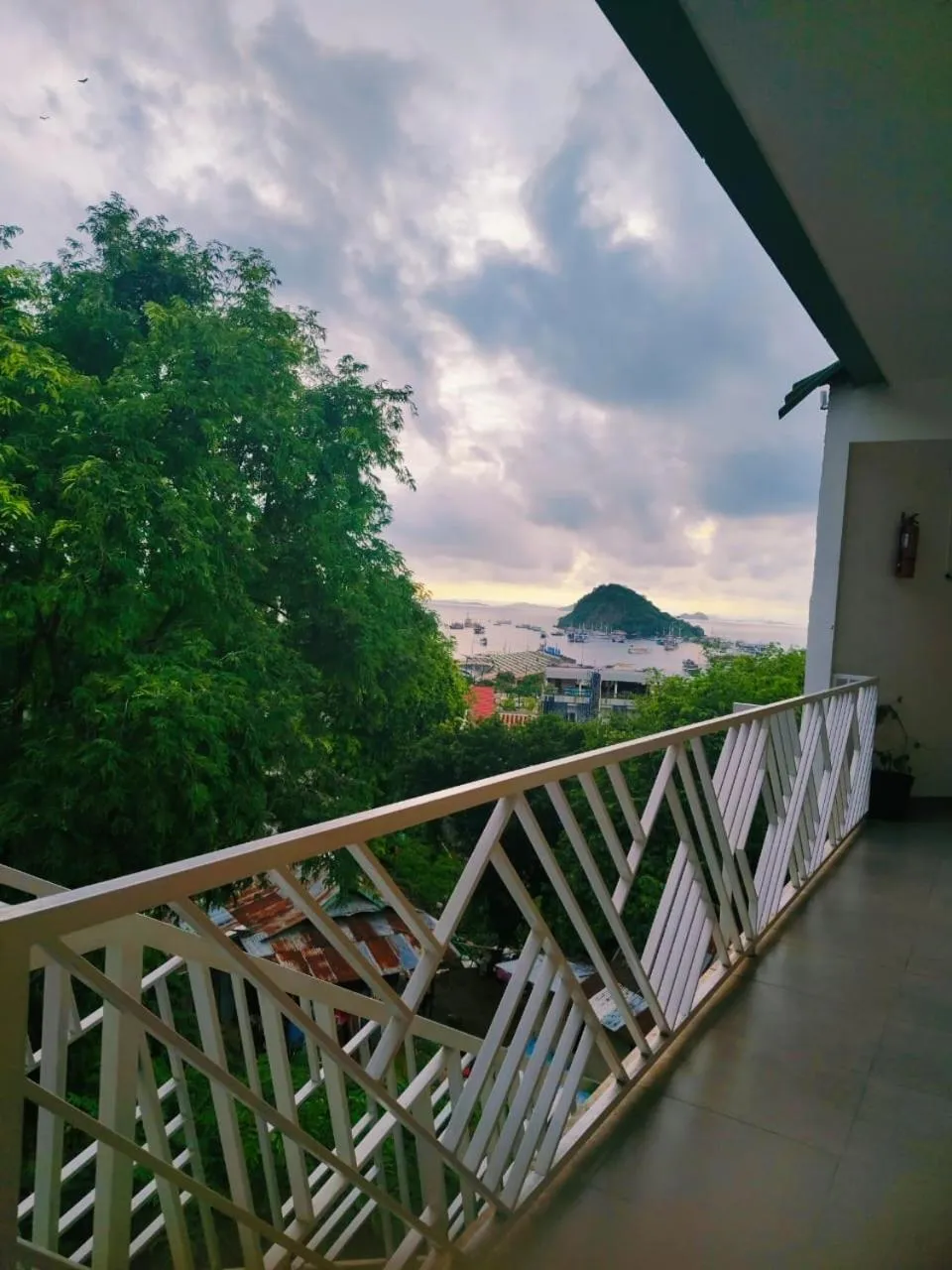 Neighbourhood in Triple 8 Suites