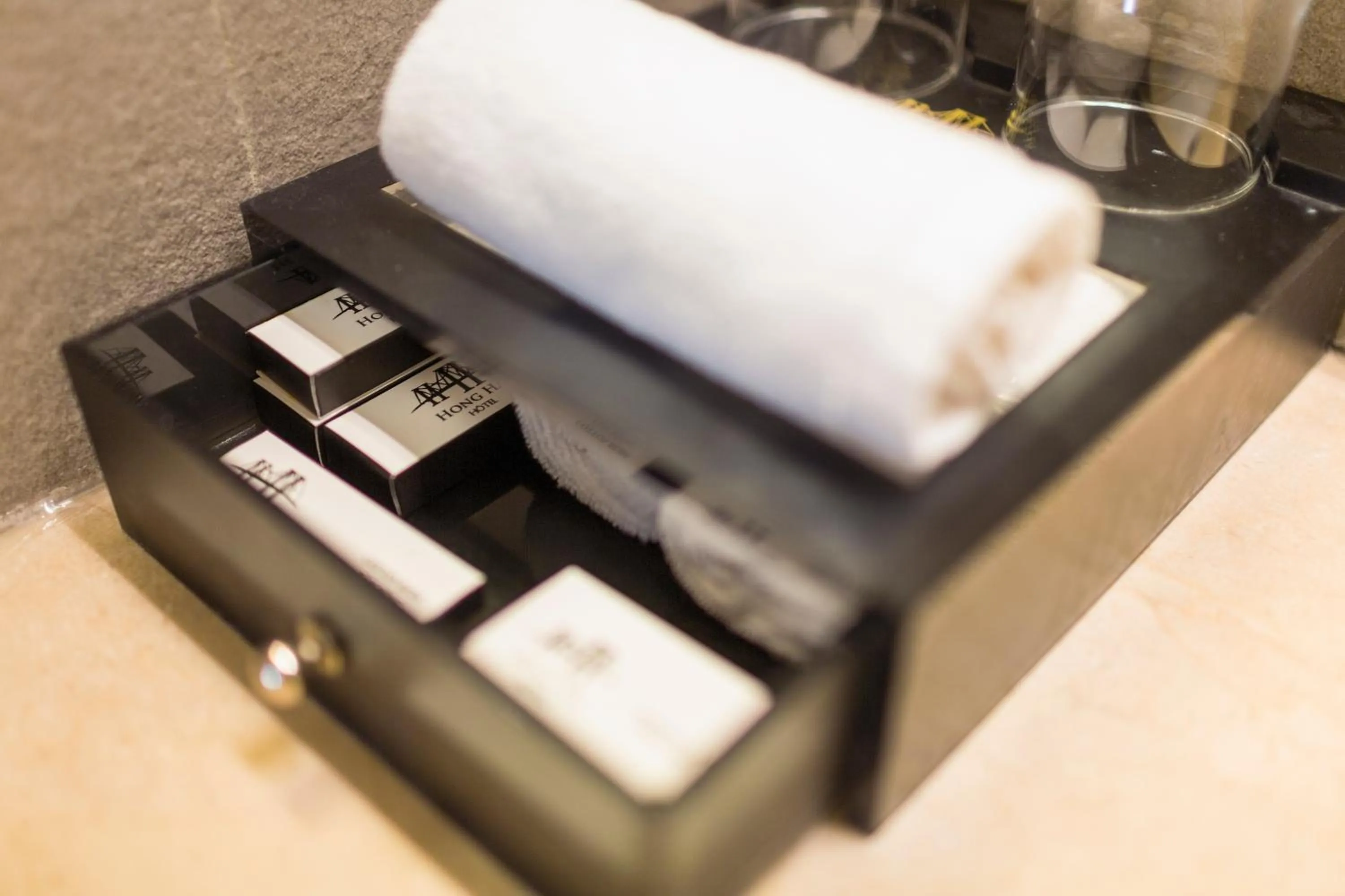 Coffee/tea facilities in Hong Ha Hotel