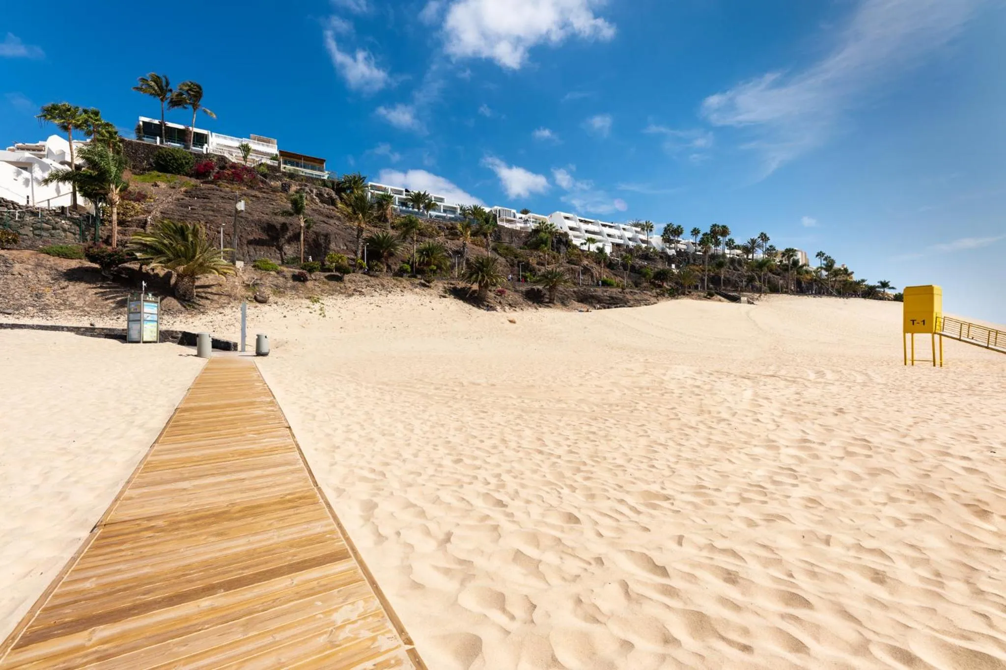 Beach in Apartamentos Garden & Sea Boutique Lodging by LIVVO