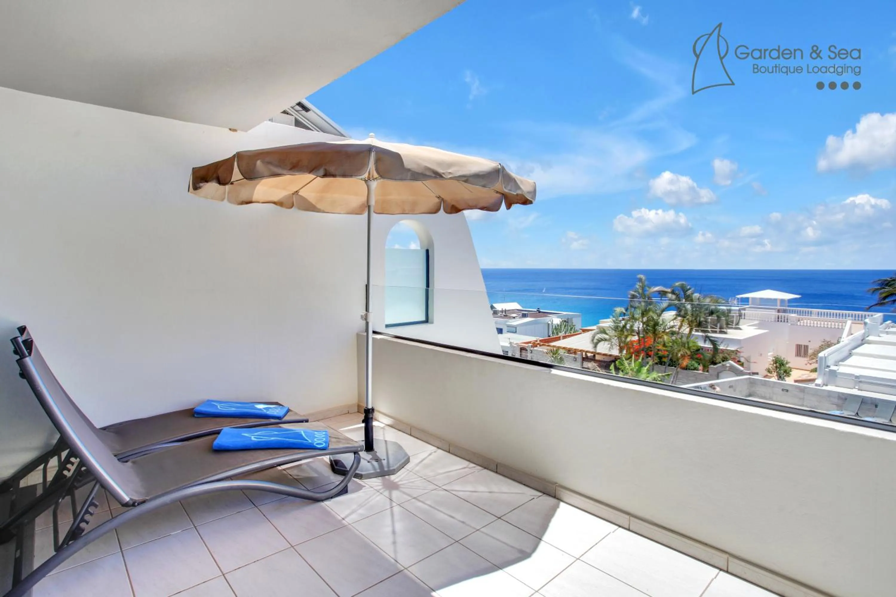 Balcony/Terrace in Apartamentos Garden & Sea Boutique Lodging by LIVVO