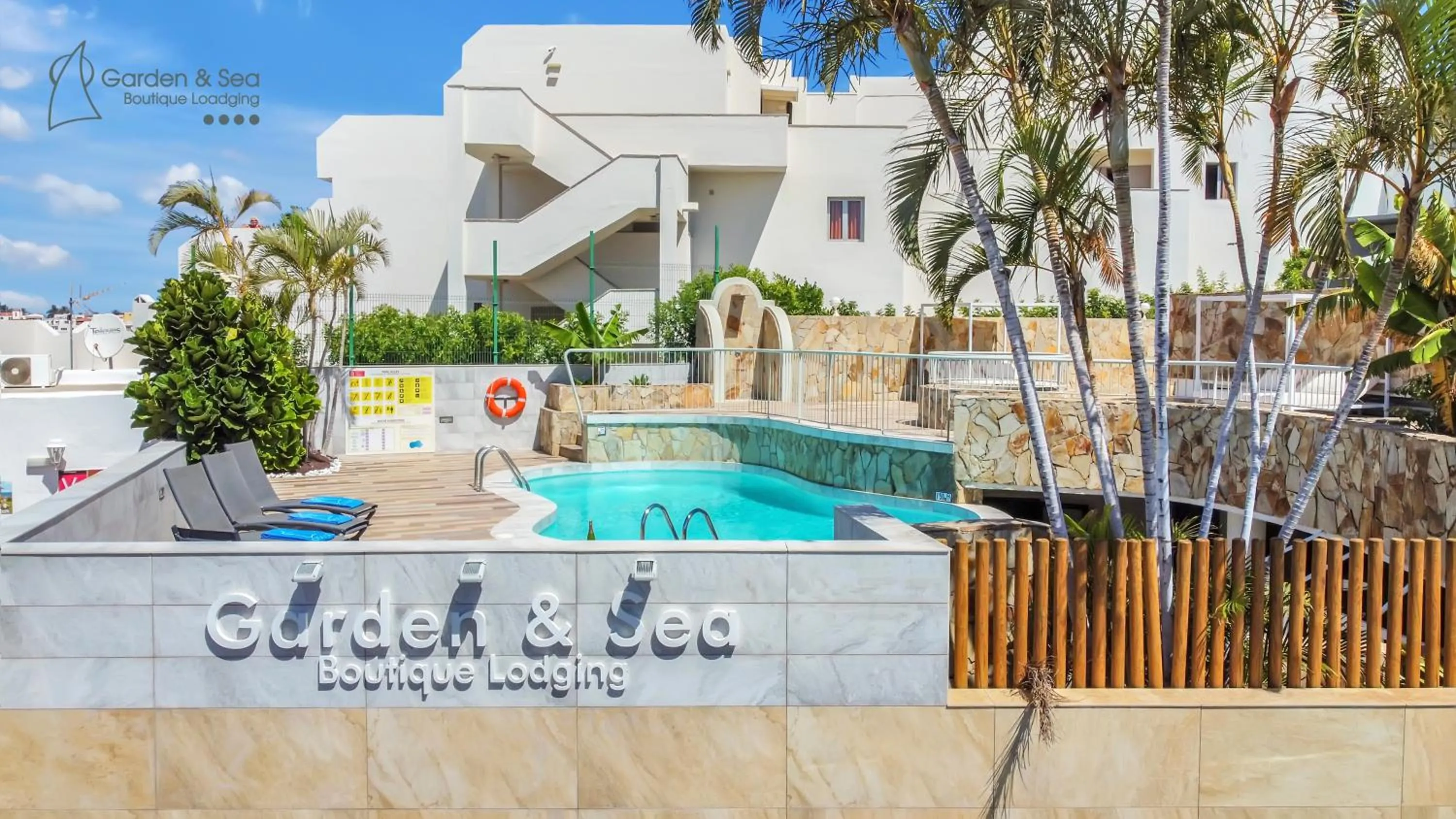 Property building in Apartamentos Garden & Sea Boutique Lodging by LIVVO