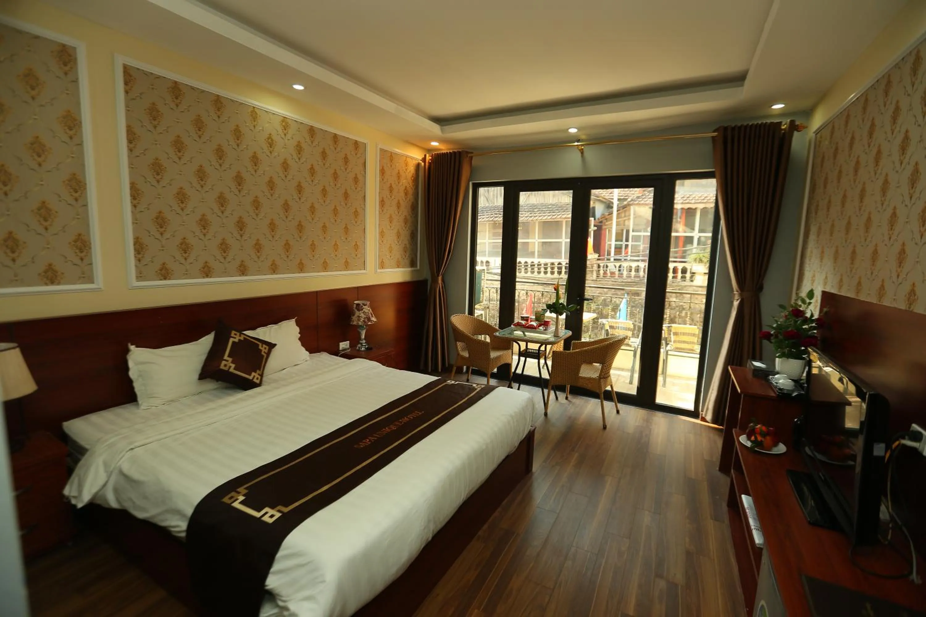 Bed in Sapa Unique Hotel