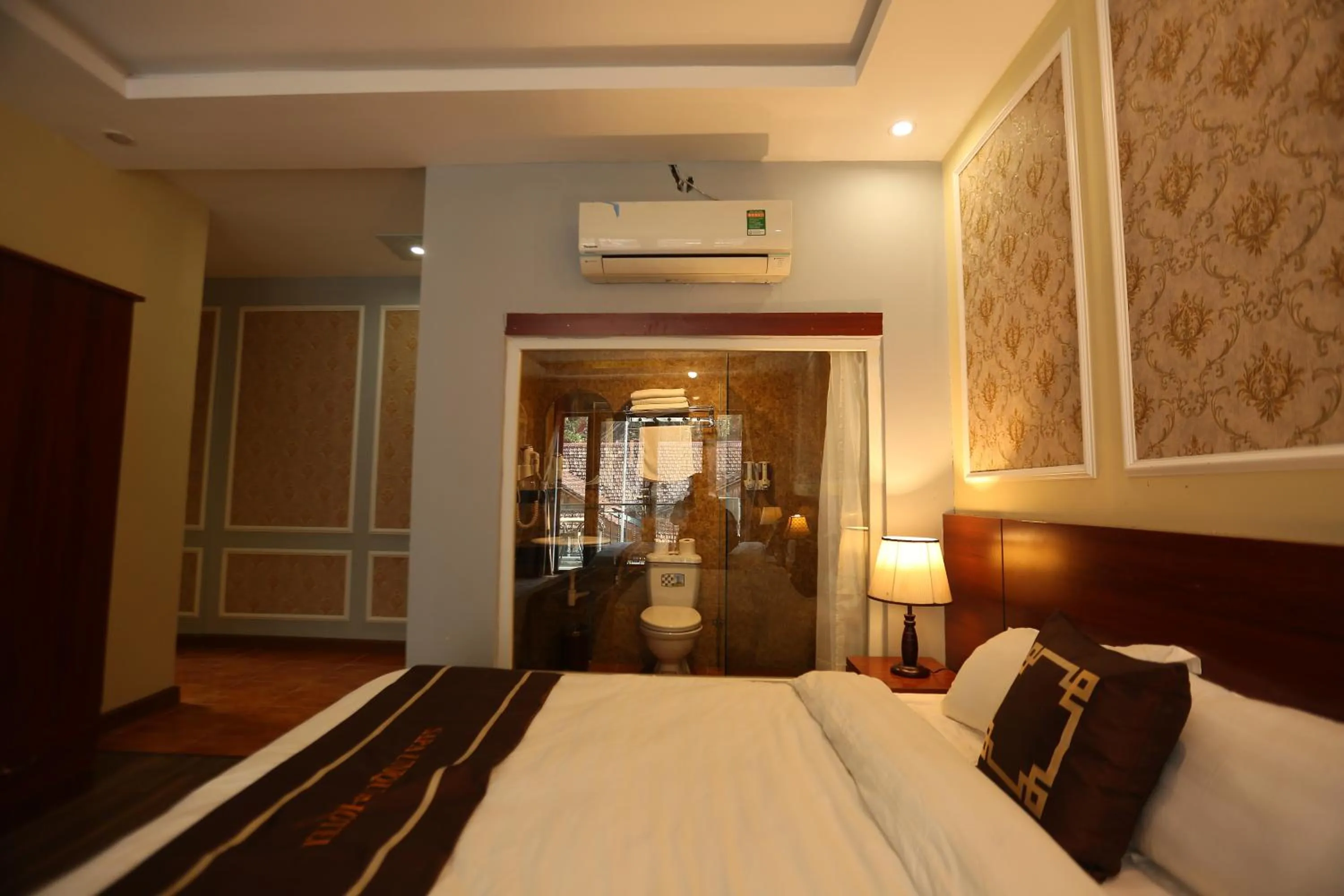 Bed in Sapa Unique Hotel