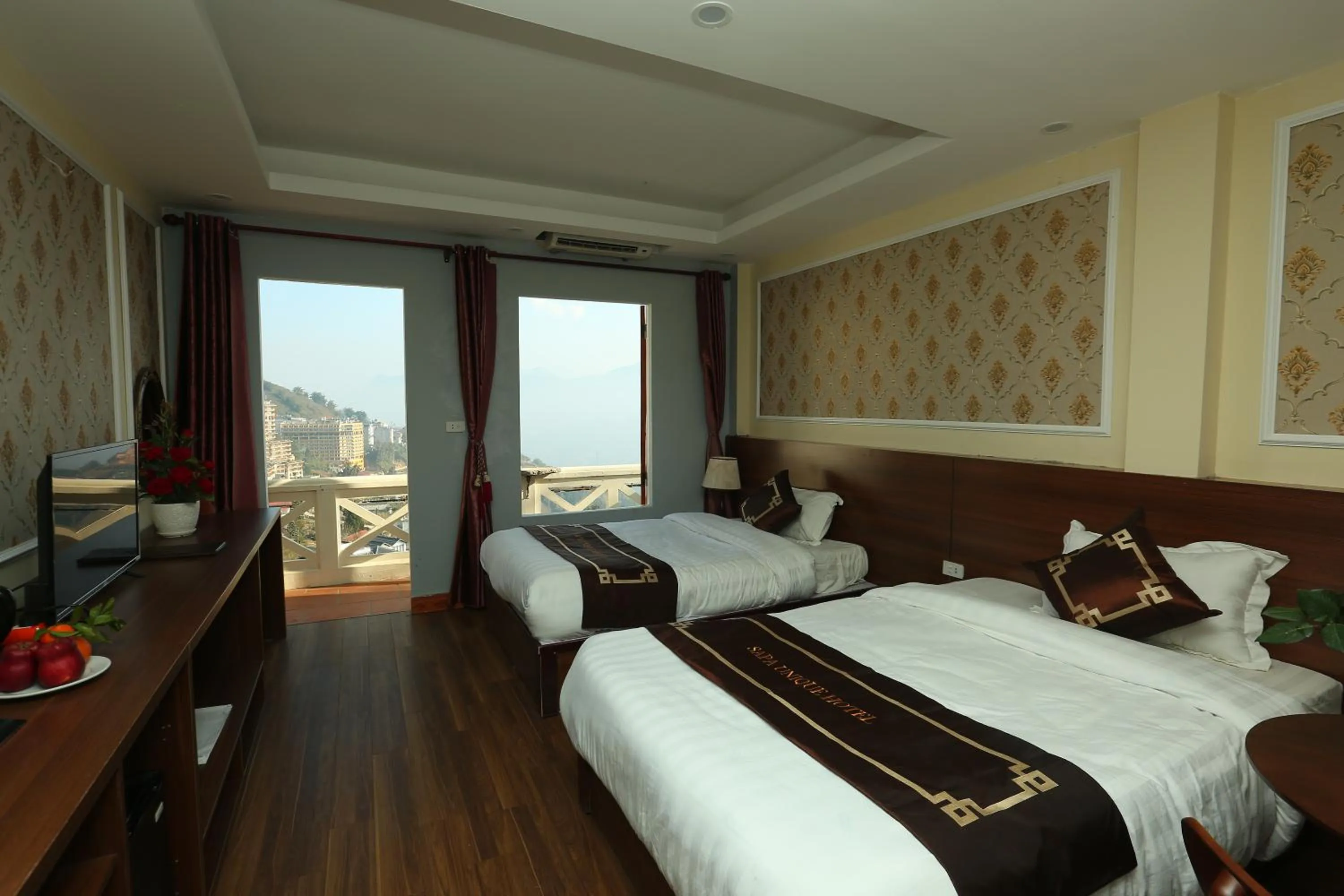 Bed in Sapa Unique Hotel