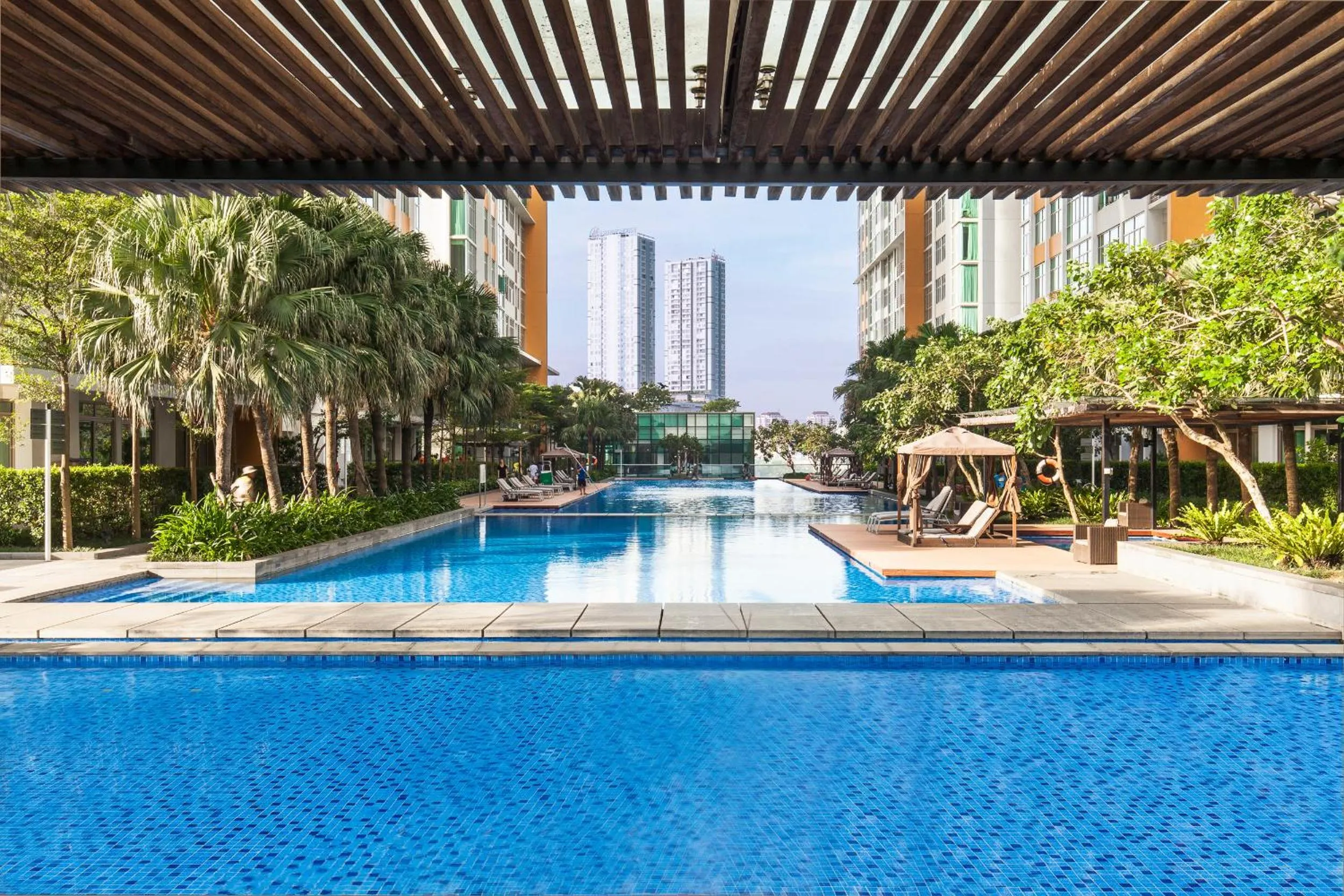 Swimming pool in Somerset Vista Ho Chi Minh City