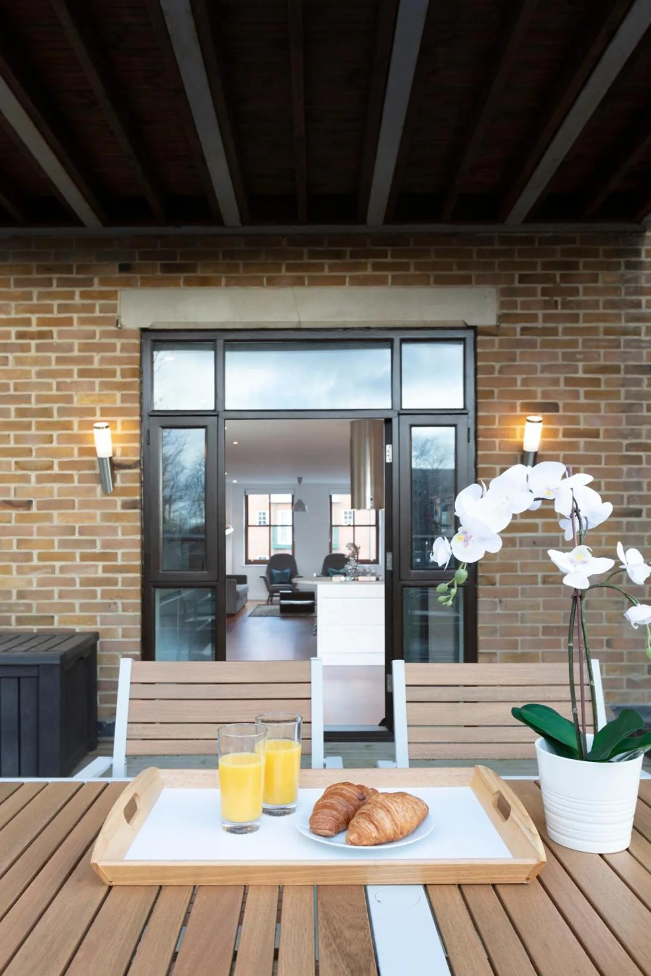 Hampden Apartments - The Charles